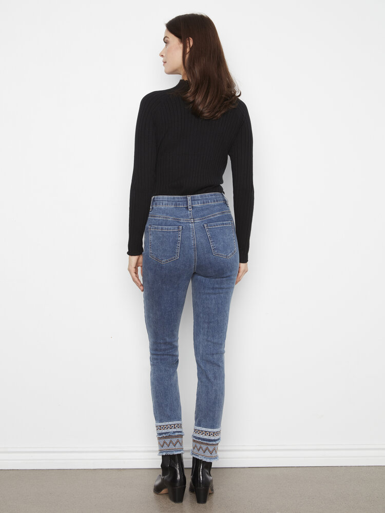 CHARLIE B. MOUNTAIN THREADS SLIM JEAN