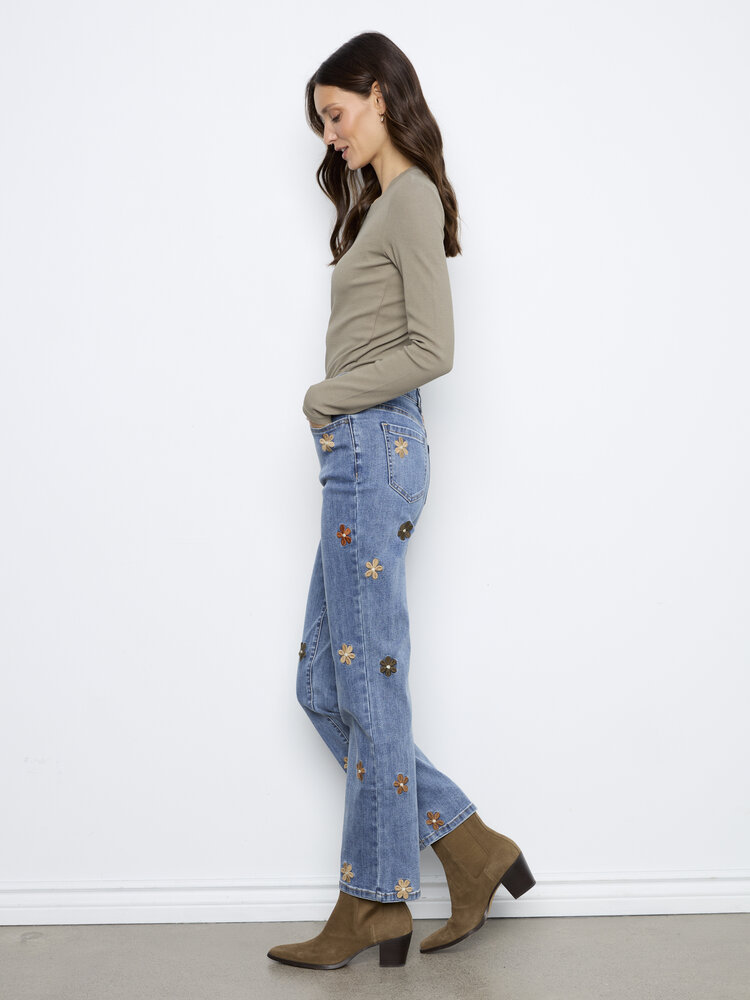 CHARLIE B. CAFE FLORAL STRAIGHT JEAN