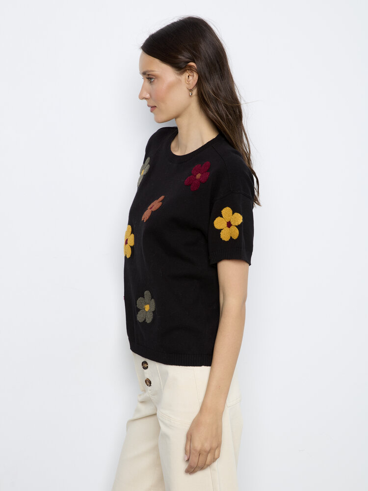 CHARLIE B. NOTICE ME FLOWERS KNIT TOP