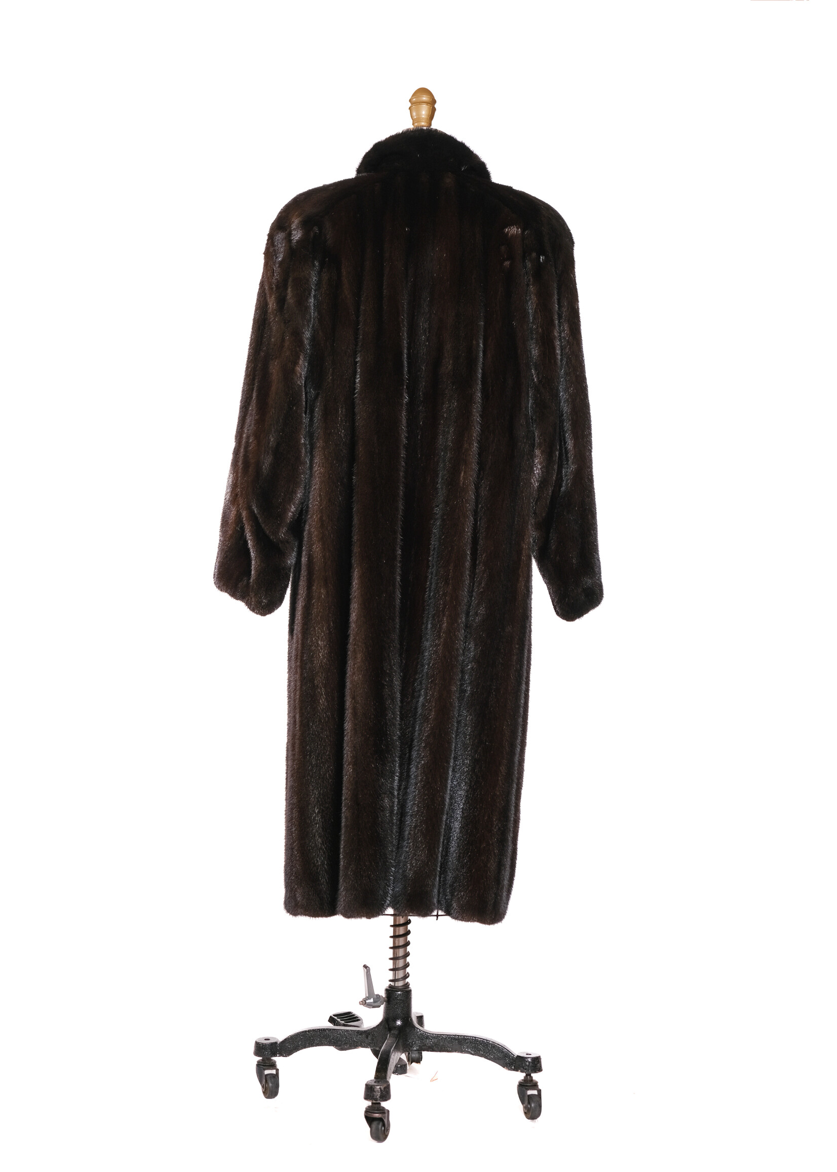 DARK MAHOGANY MINK COAT 16