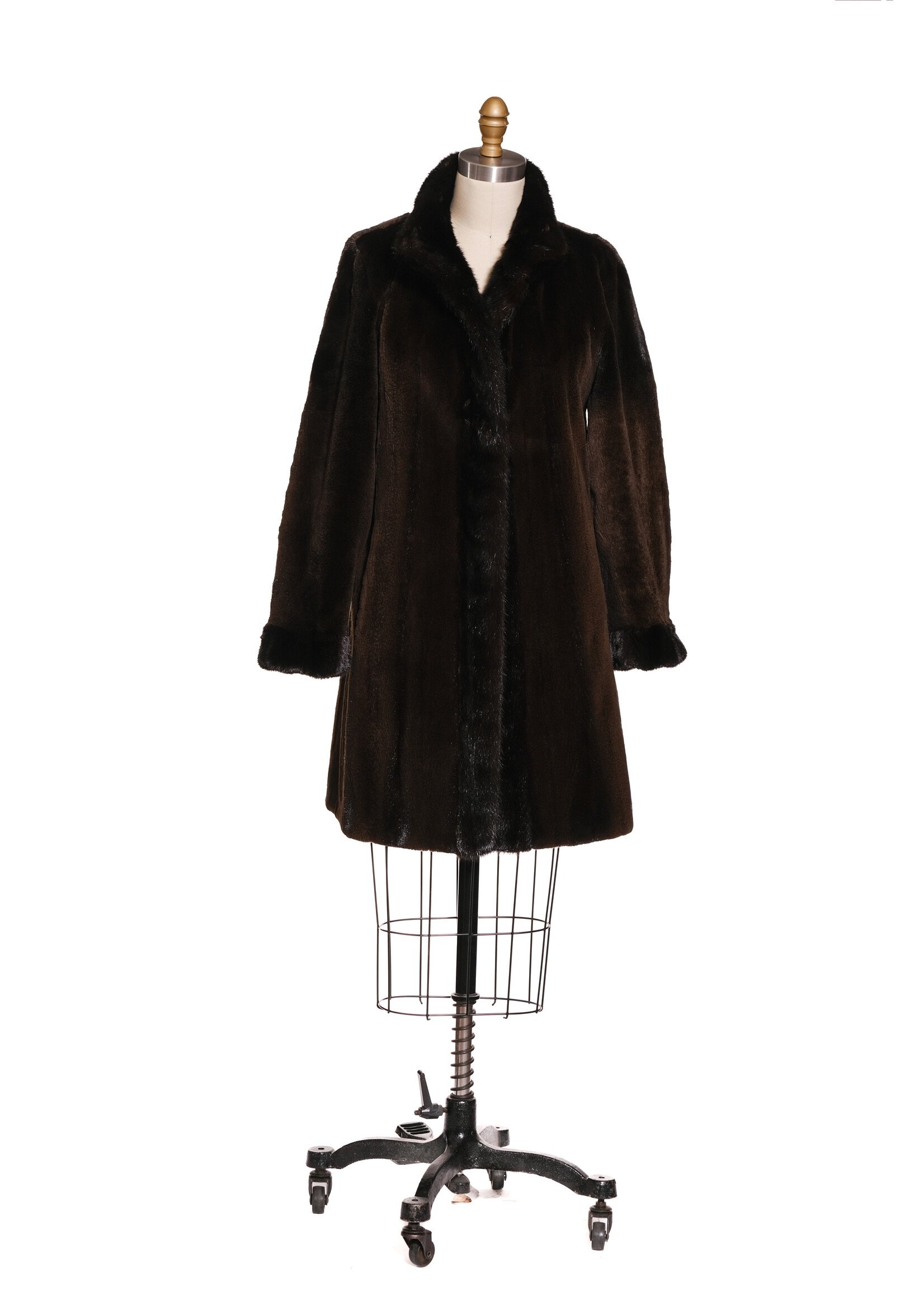 FURTHER SHEARED DARK RANCH MINK HOODED REV. COAT 2-4