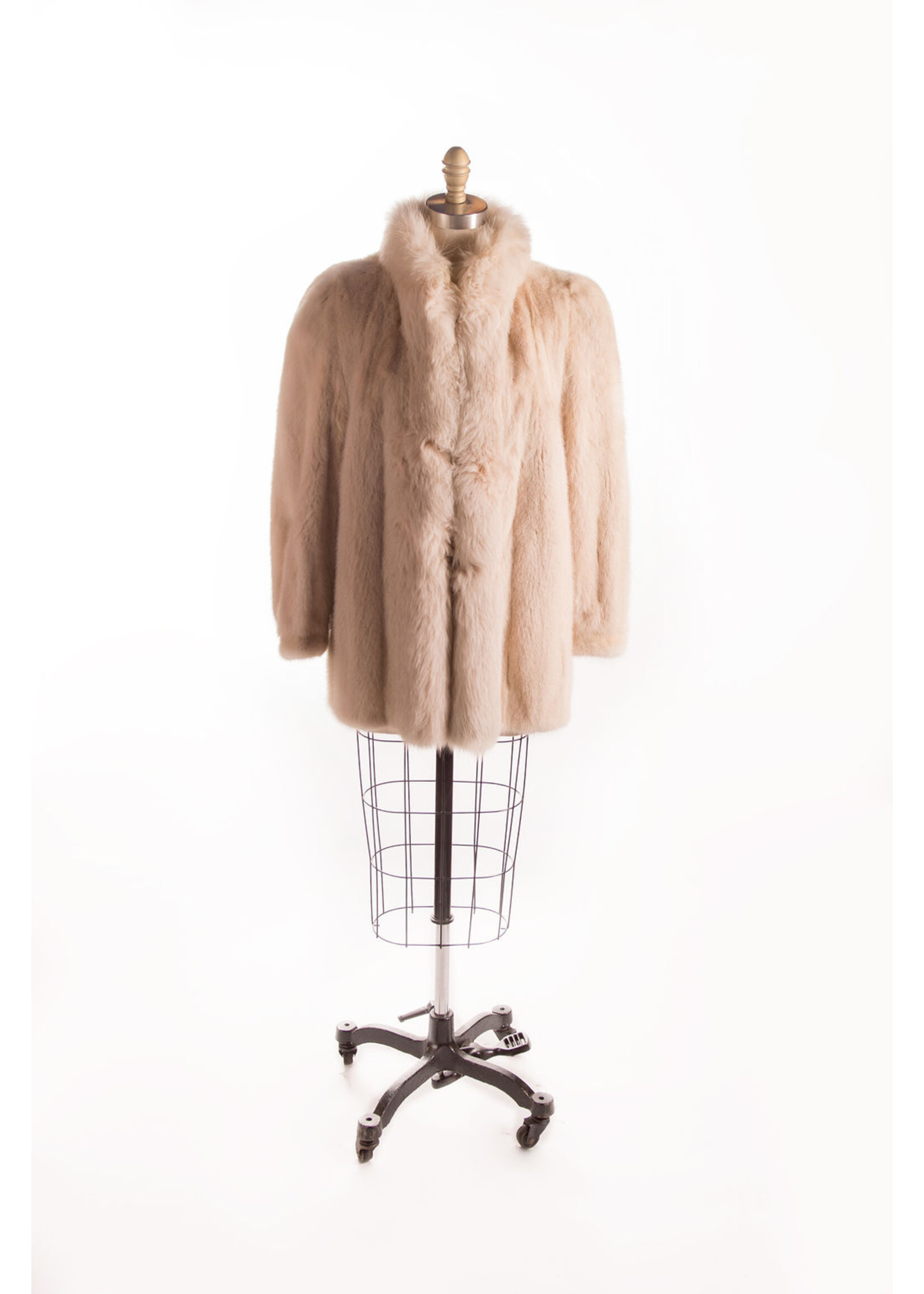 PEARL MINK JACKET W. FOX TUXEDO FRONTS