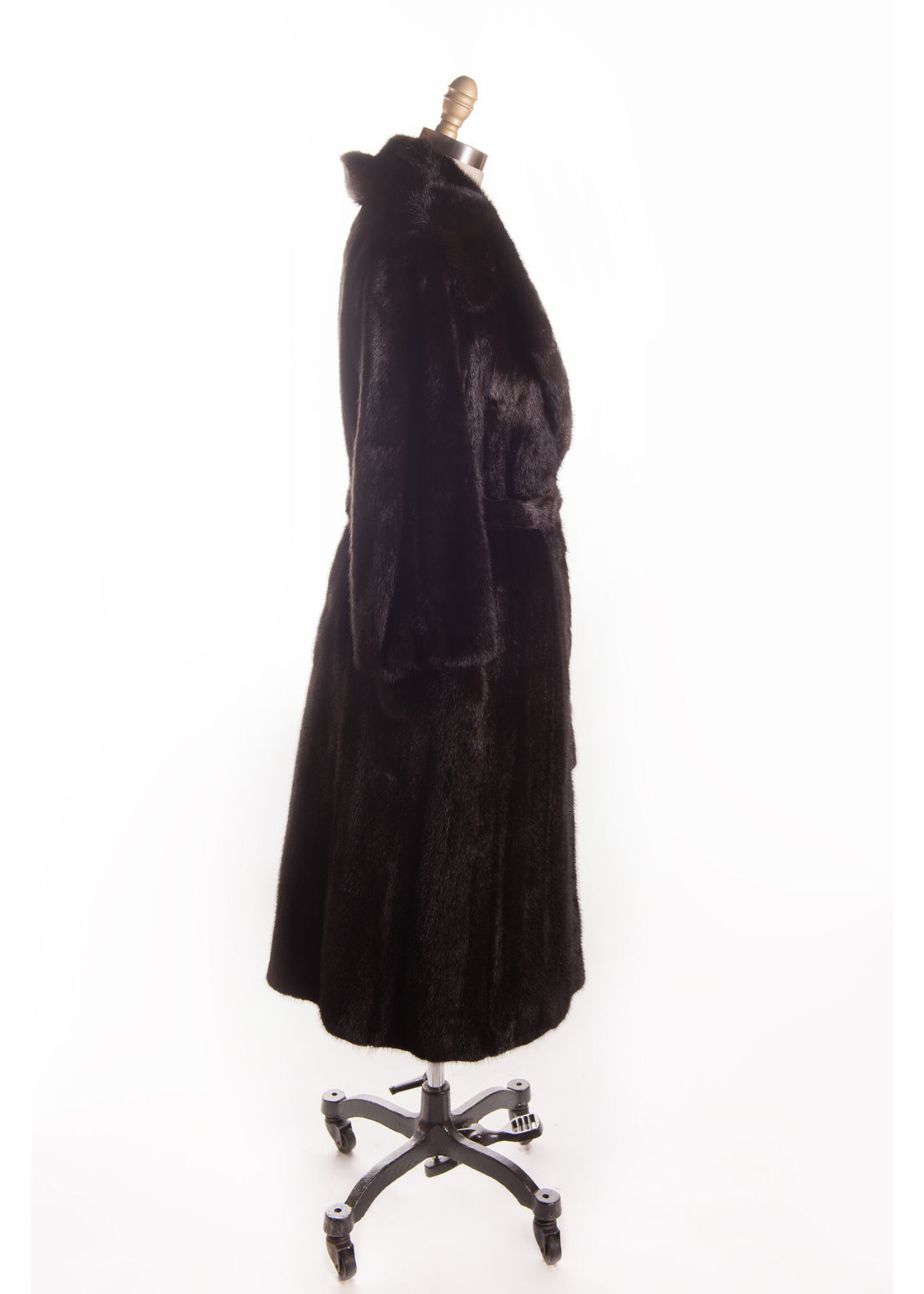 DARK RANCH MINK COAT W. BELT