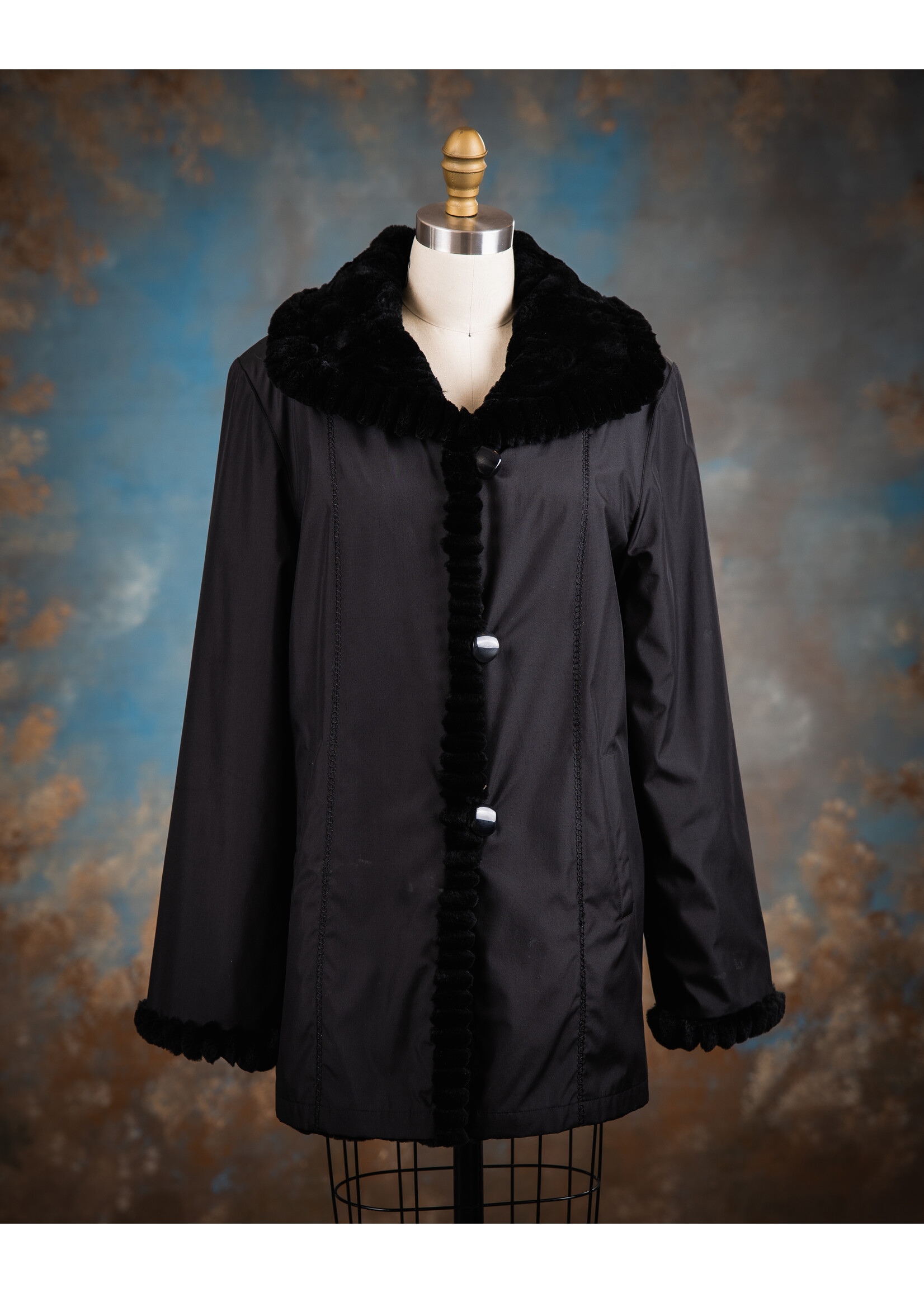 BLACK SH. MINK PIECES REV. COAT