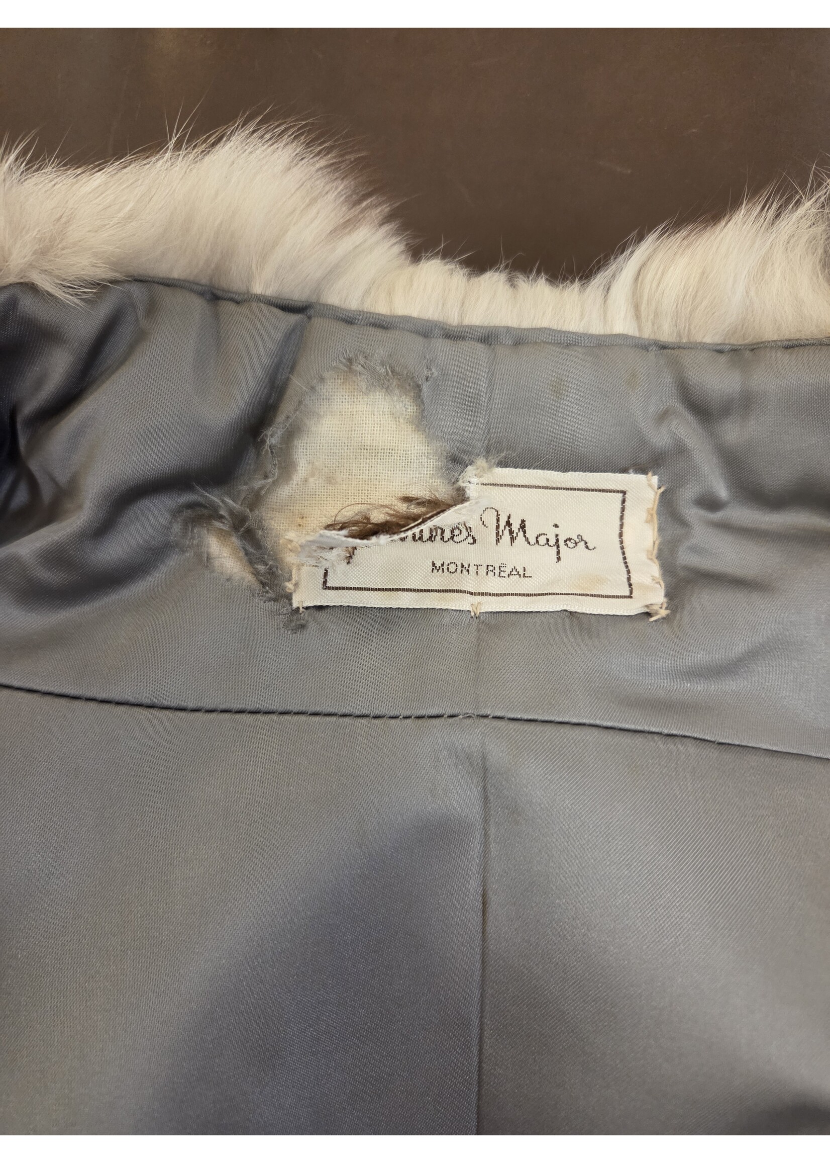 BLUE FOX COAT 2-4