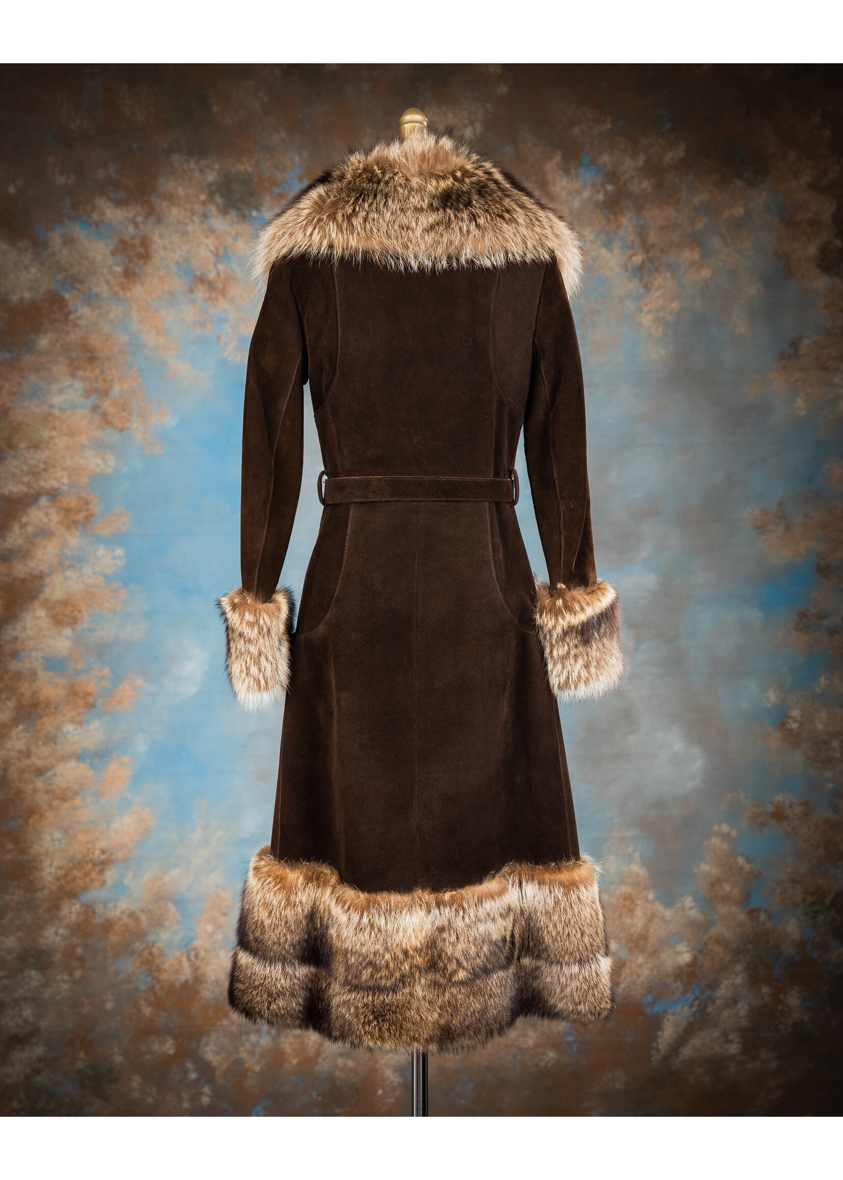 BROWN SUEDE TRENCH W. RACCOON TRIM