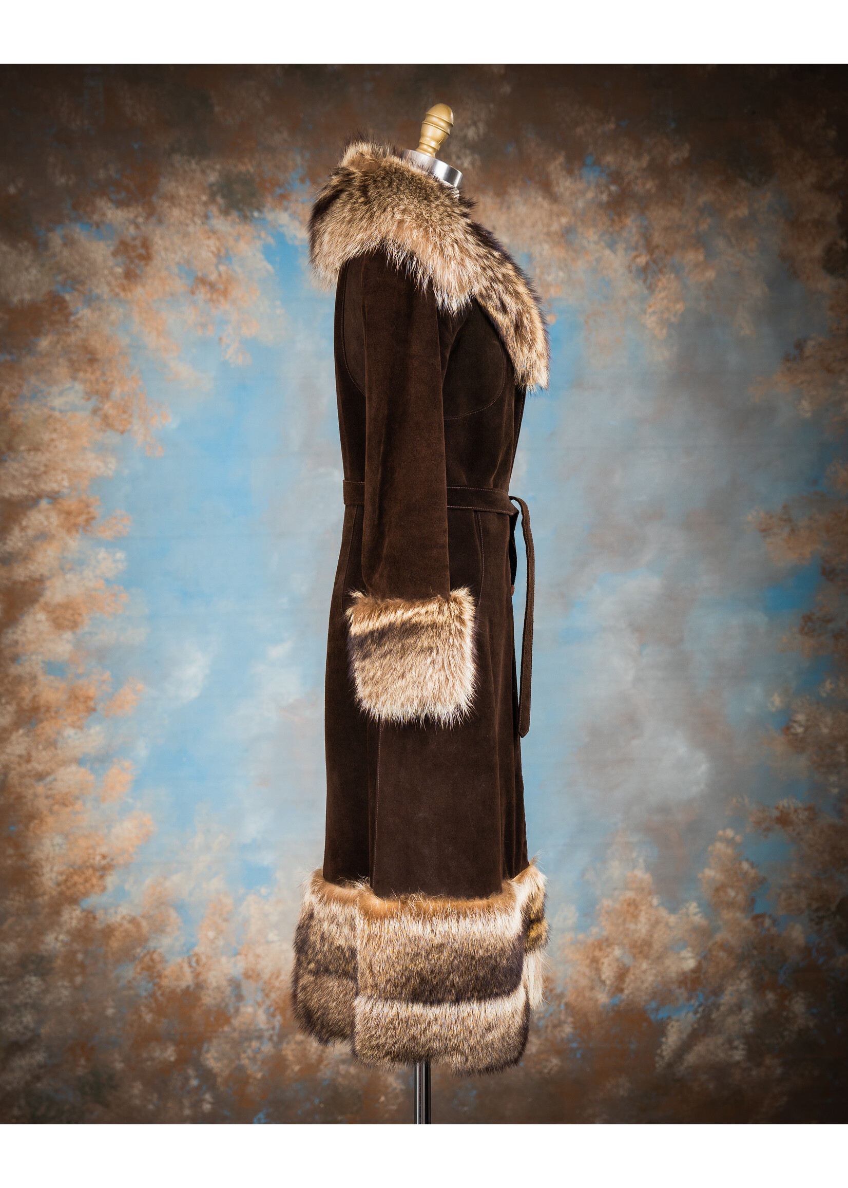 BROWN SUEDE TRENCH W. RACCOON TRIM