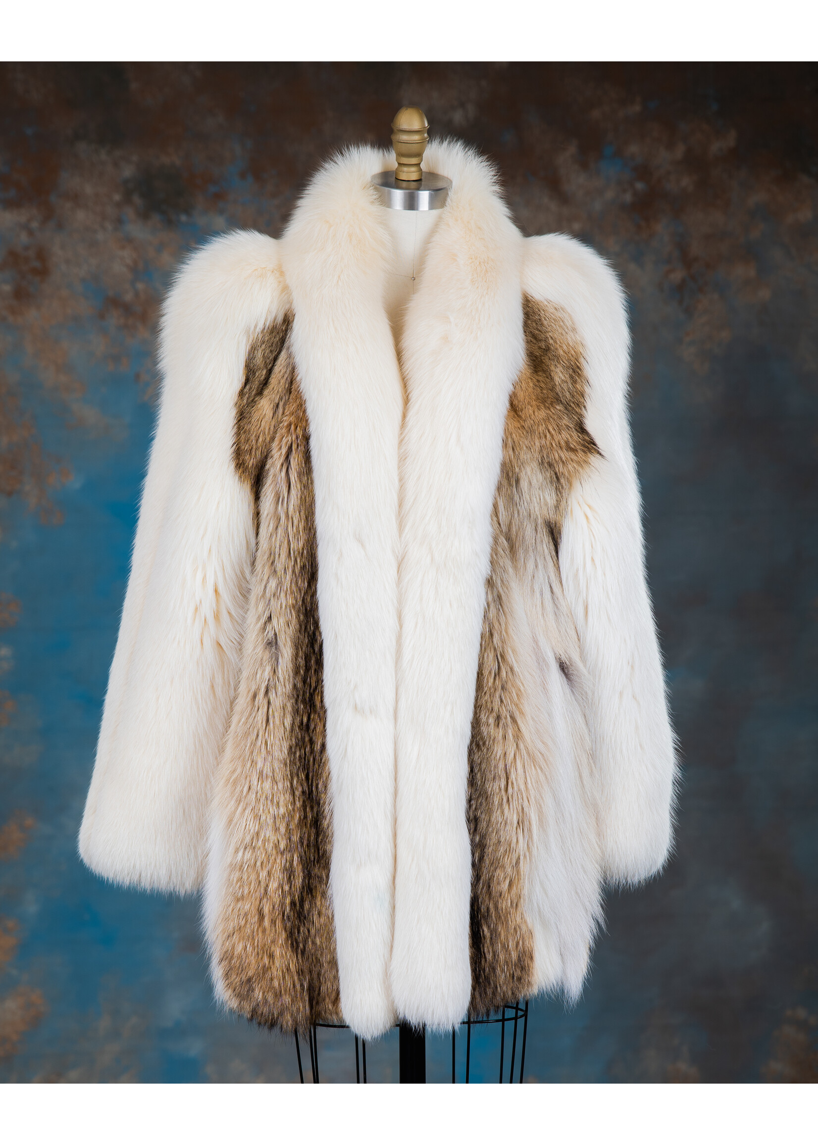 COYOTE JACKET W. SHADOW FOX SLEEVES 12-14
