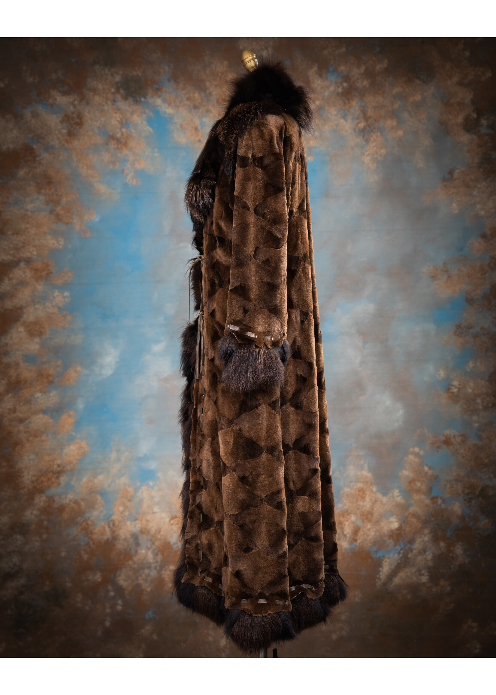 RAW-EDGE SH. MINK PIECES COAT W. FOX 6