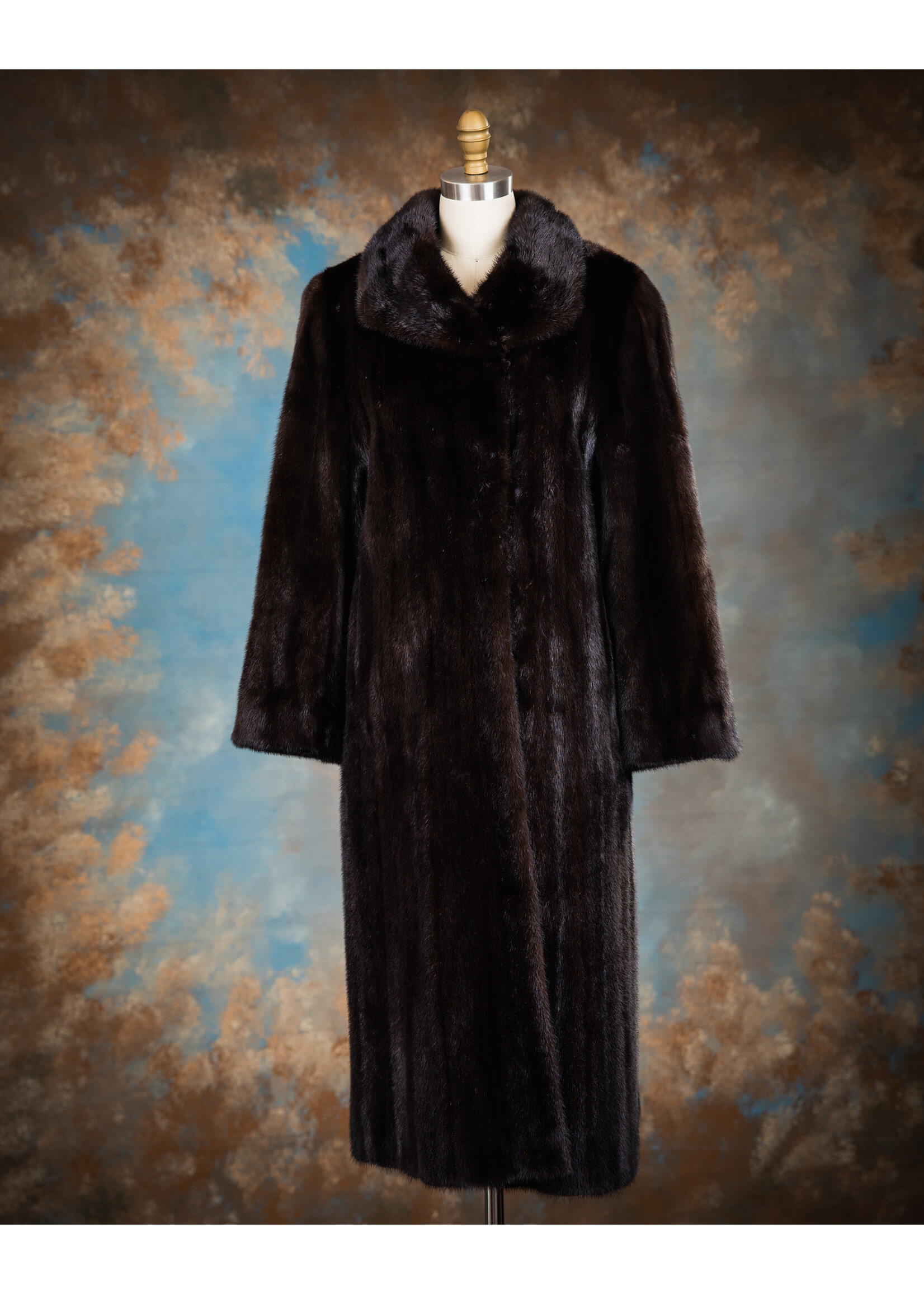 DARK RANCH MINK COAT 8-10