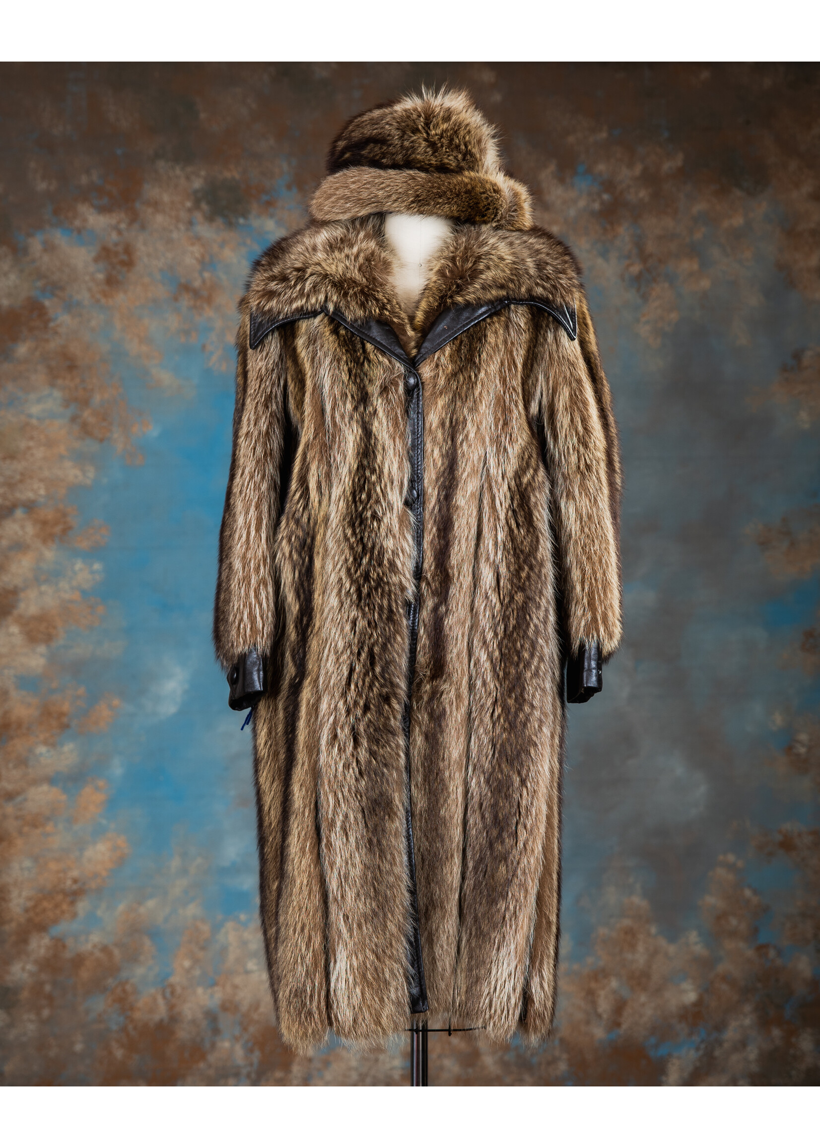 RACCOON COAT W. LEATHER + HAT