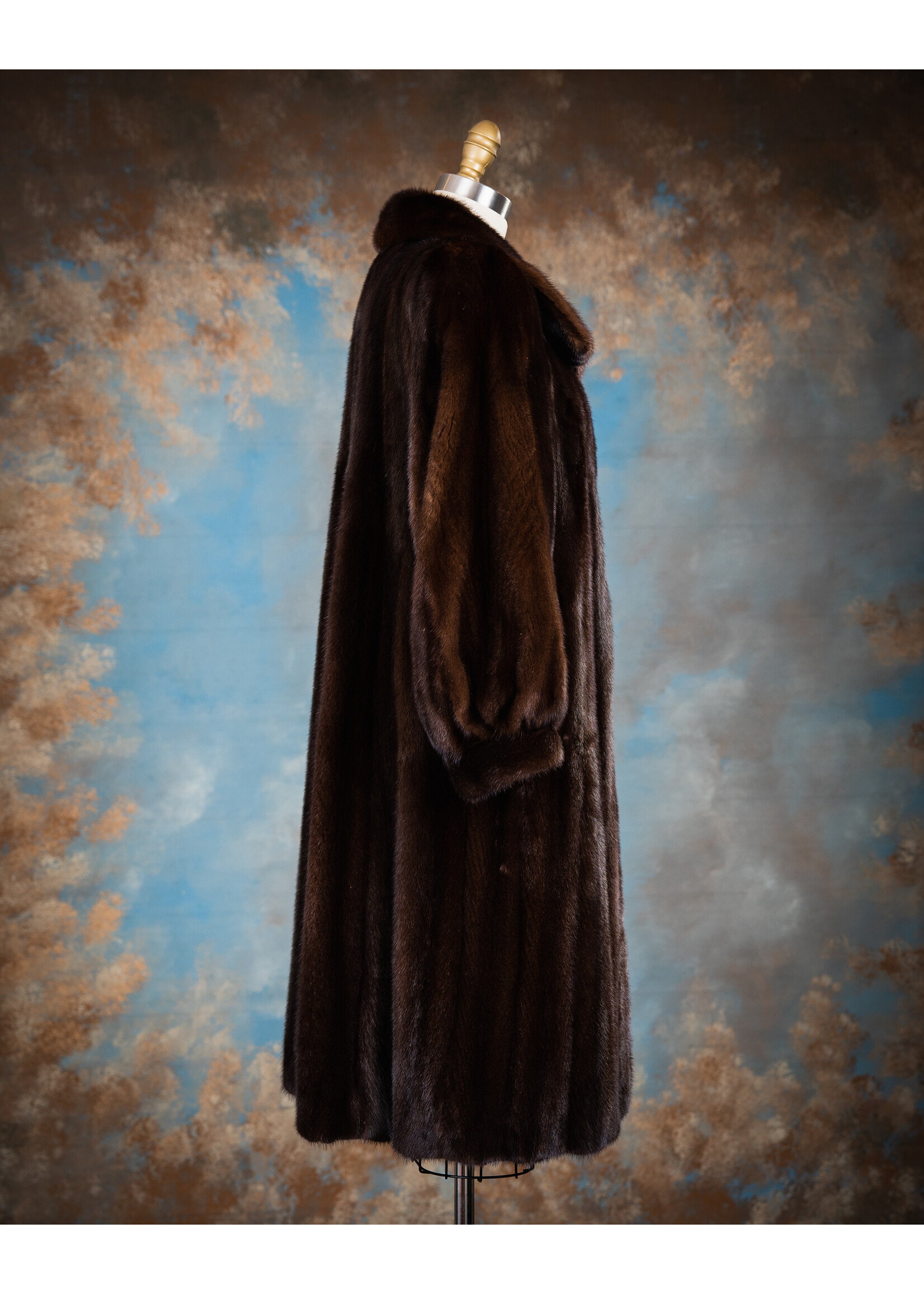 MAHOGANY MINK COAT 18P