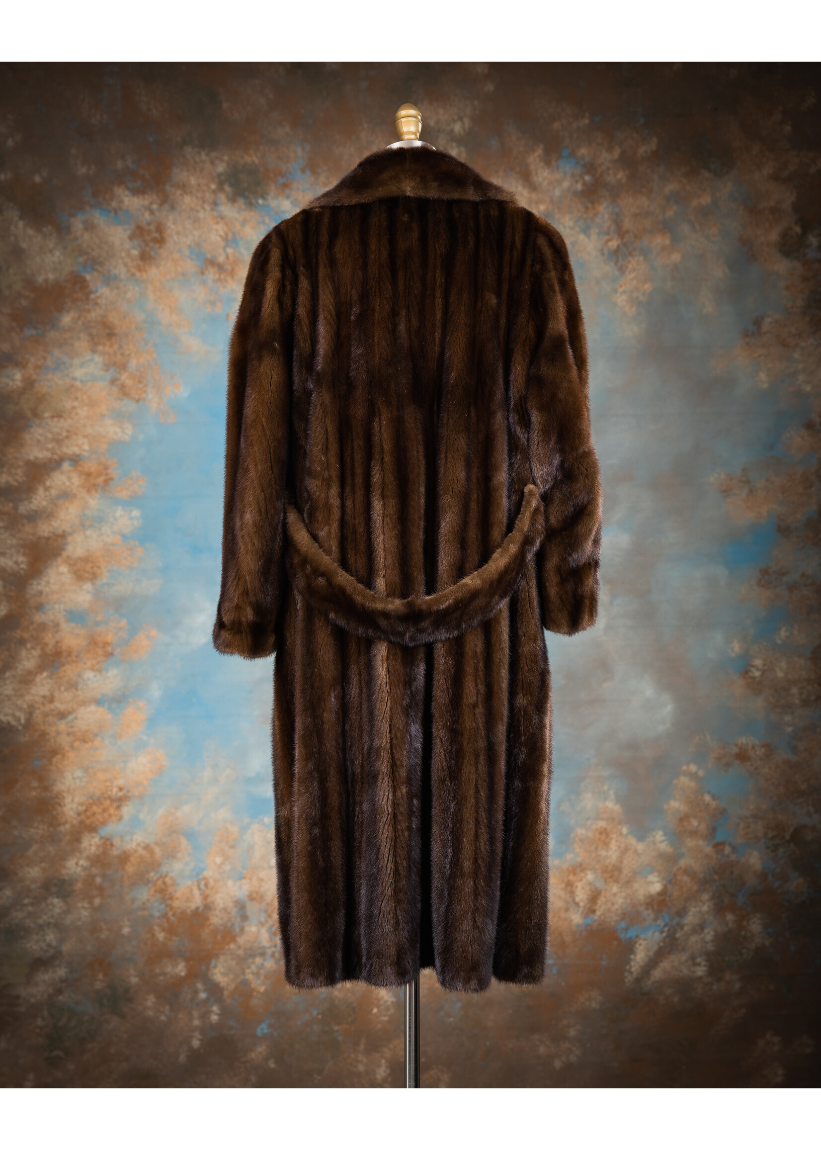 MAHOGANY MINK COAT 18