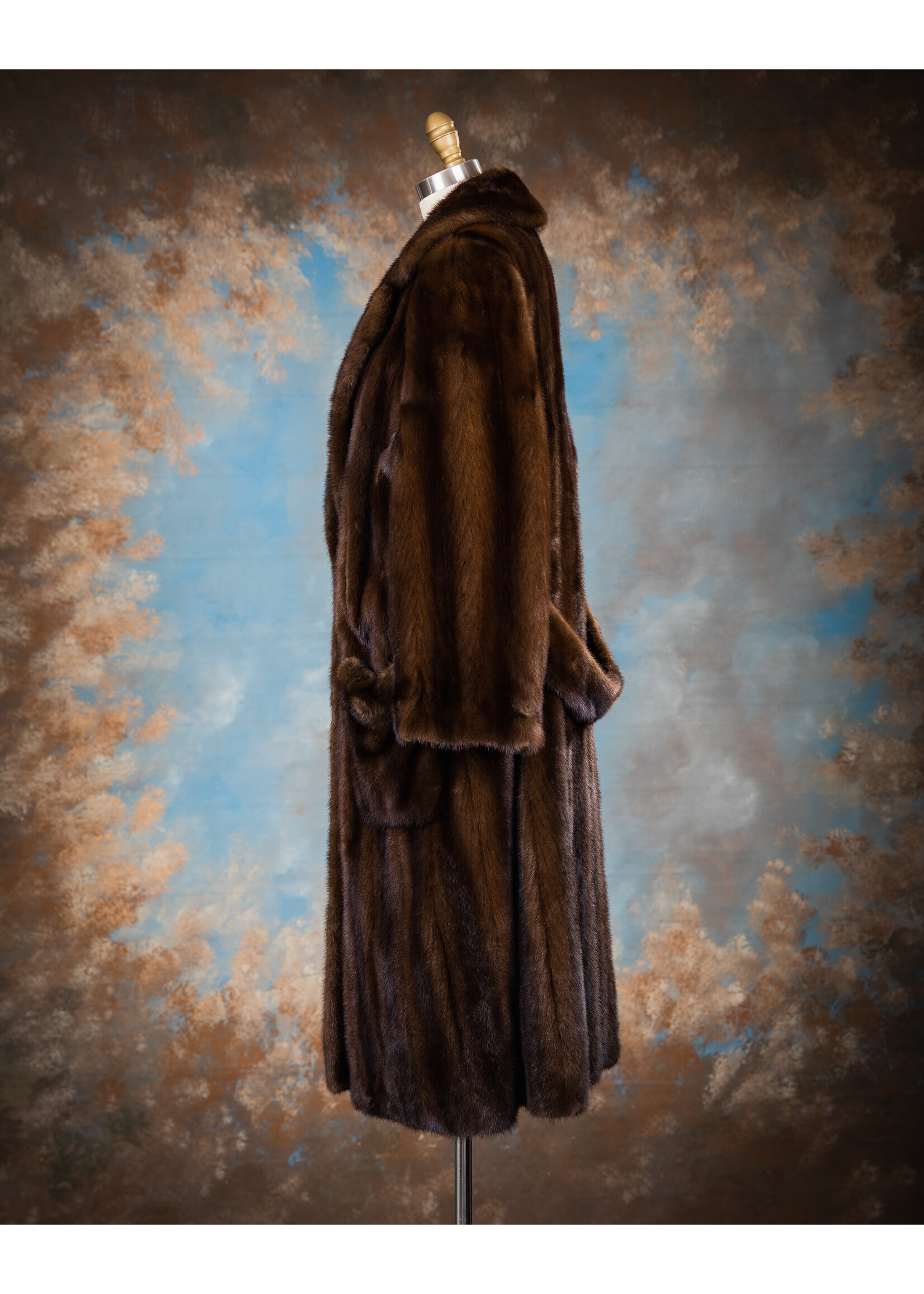 MAHOGANY MINK COAT 18