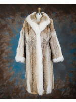 COYOTE COAT W. SHADOW FOX TRIM