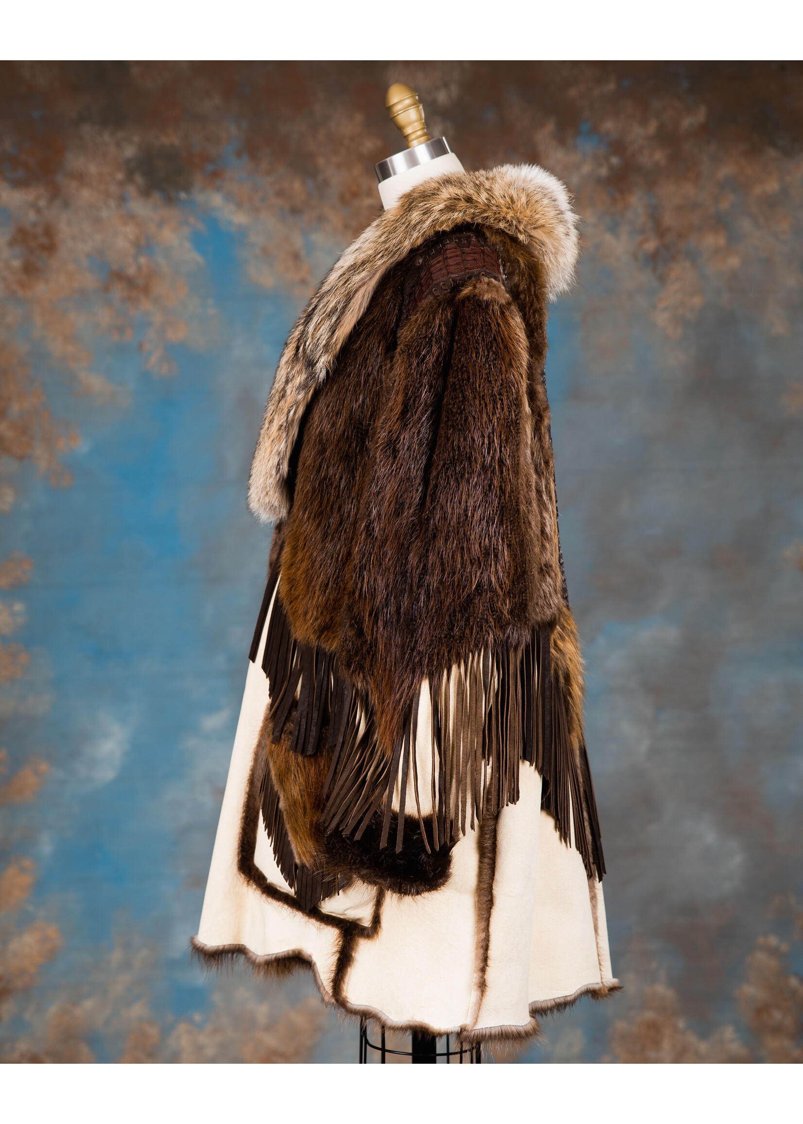 MEN'S BEAVER & CROCODILE JACKET W. COYOTE