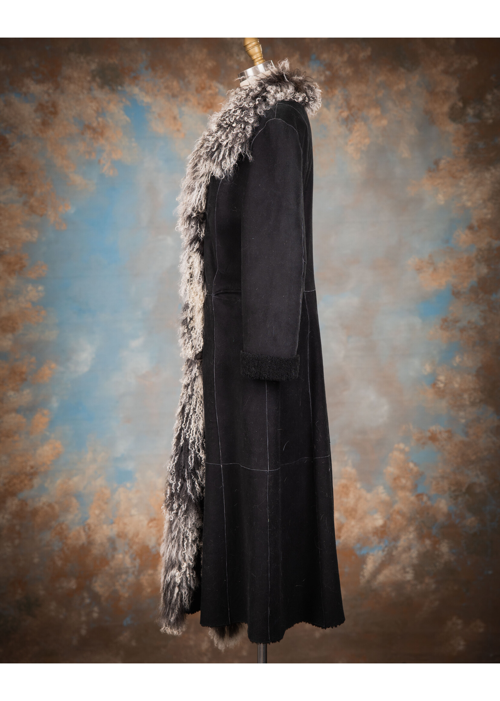 BLACK SHEEPSKIN COAT W. MONGOLIAN LAMB