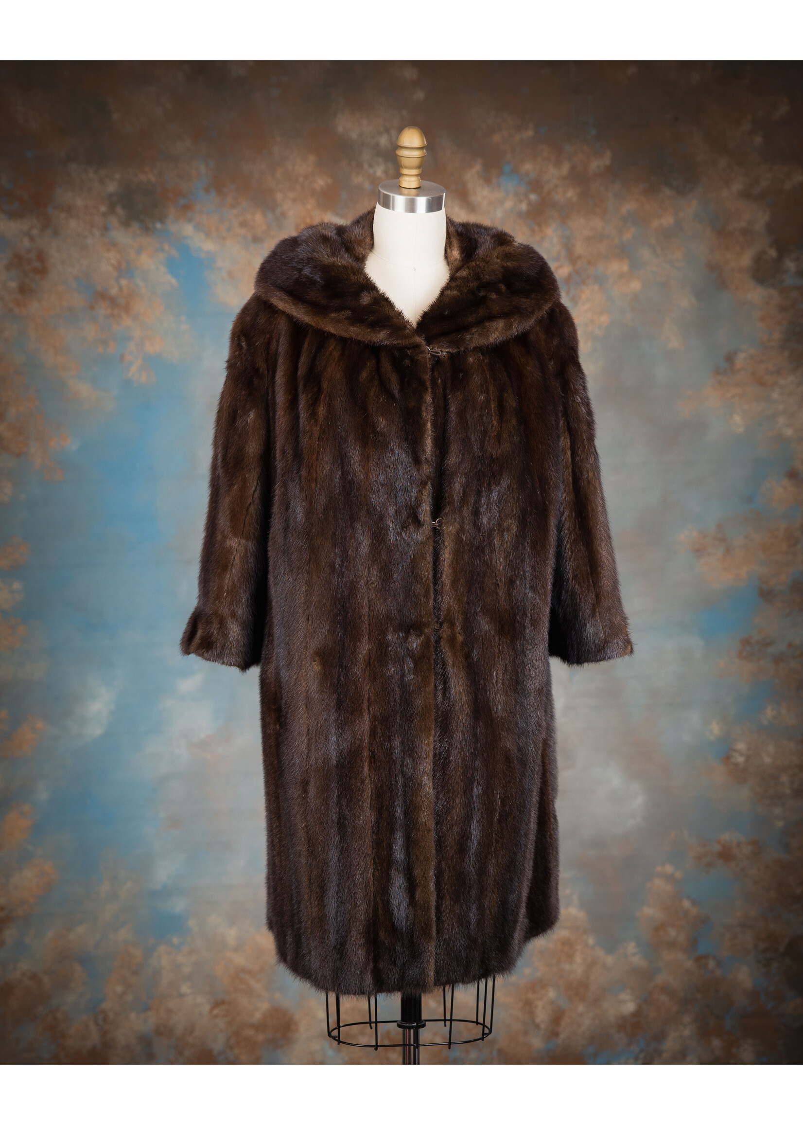 MAHOGANY MINK COAT 8-10