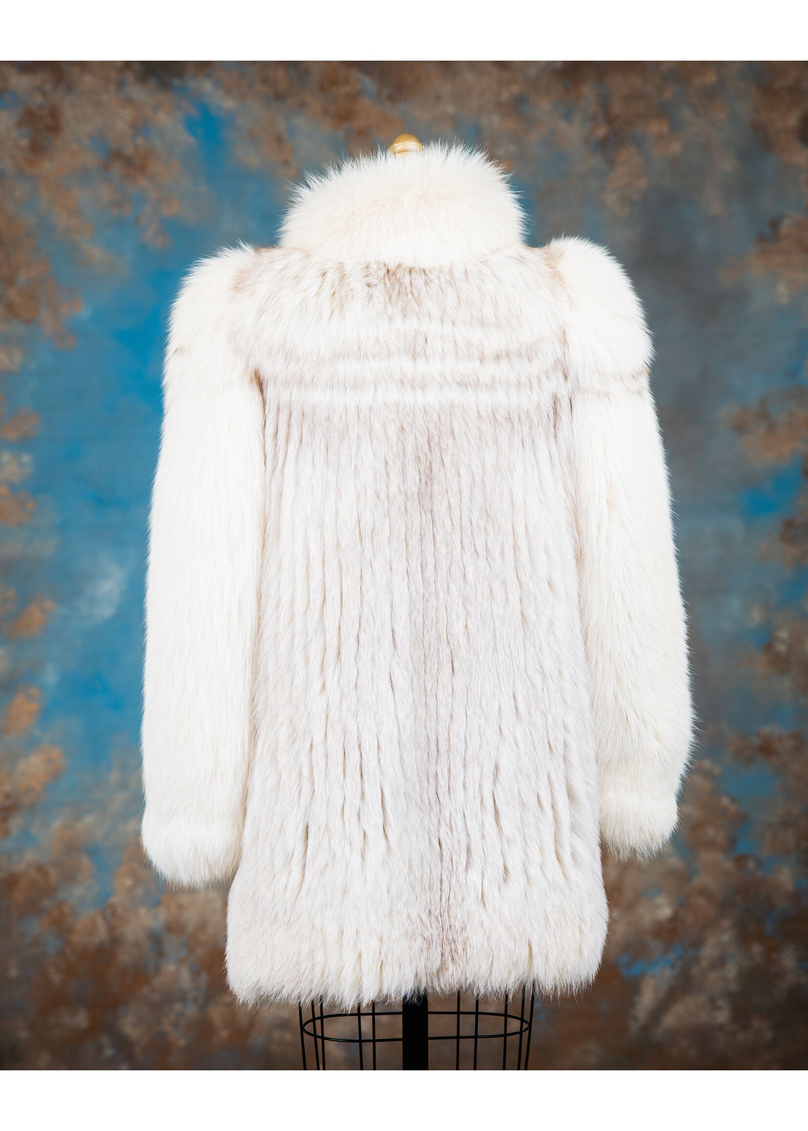 BLUE FOX JACKET W. SHADOW FOX SLEEVES 6