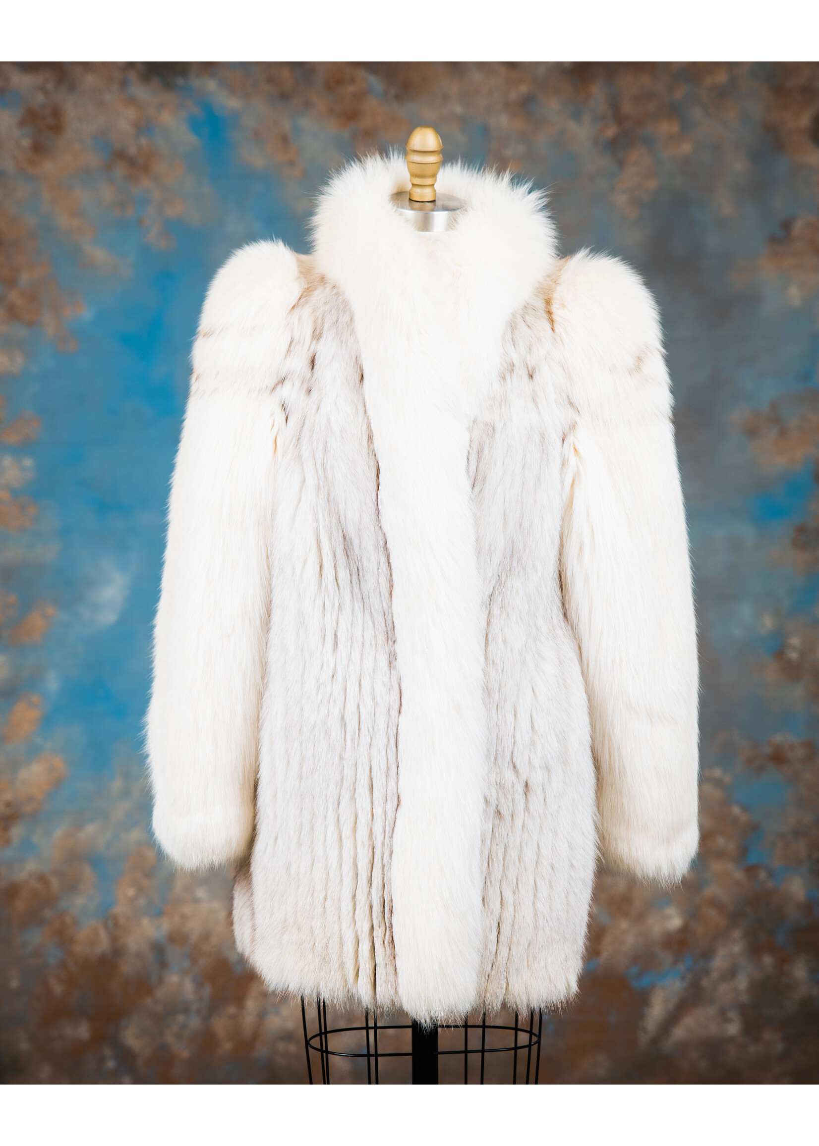 BLUE FOX JACKET W. SHADOW FOX SLEEVES 6