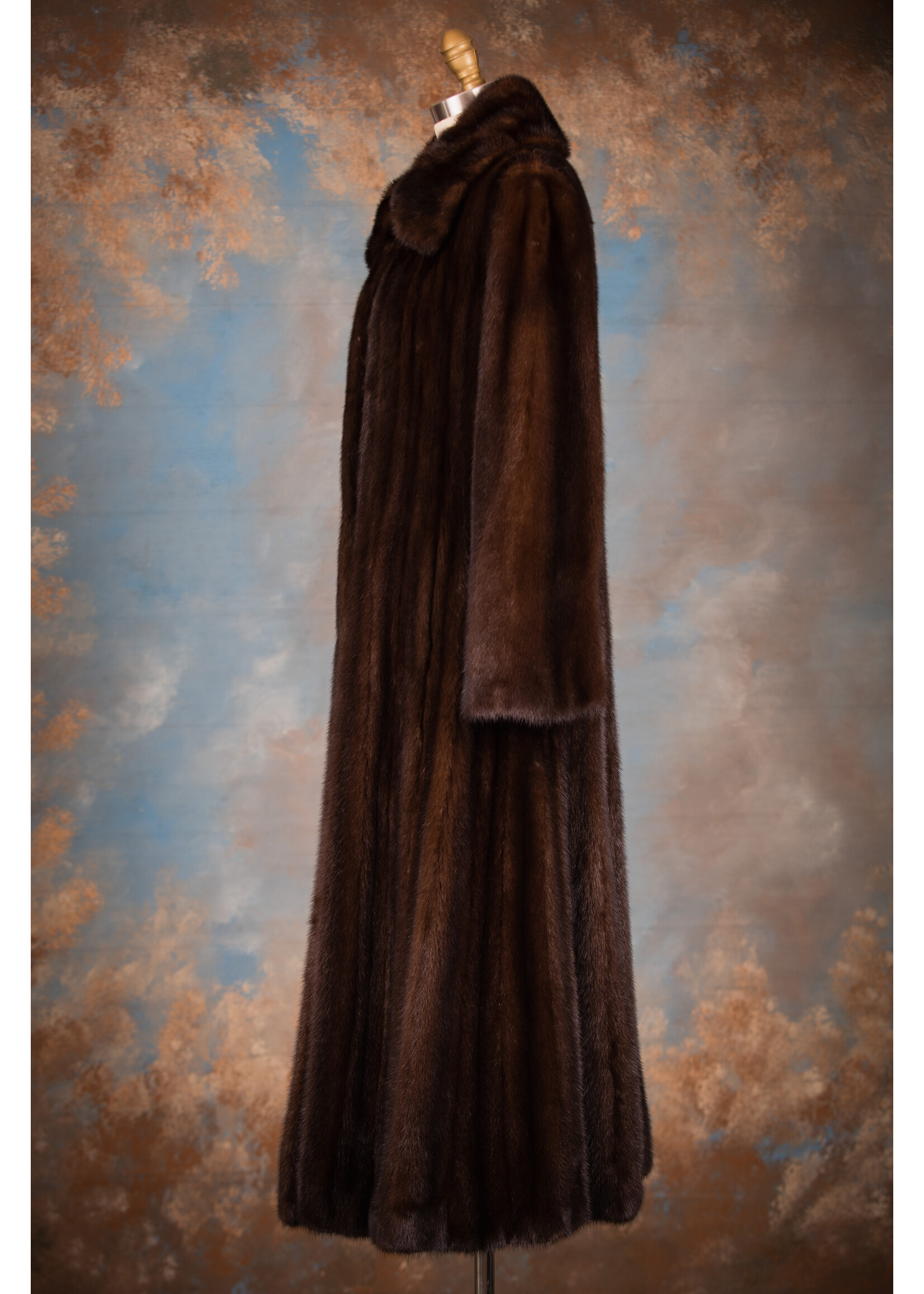 DARK RANCH F. MINK 6-8