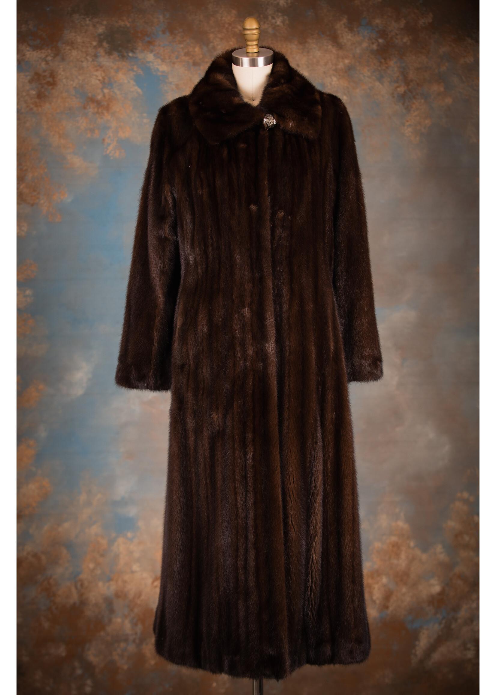 DARK RANCH F. MINK 6-8