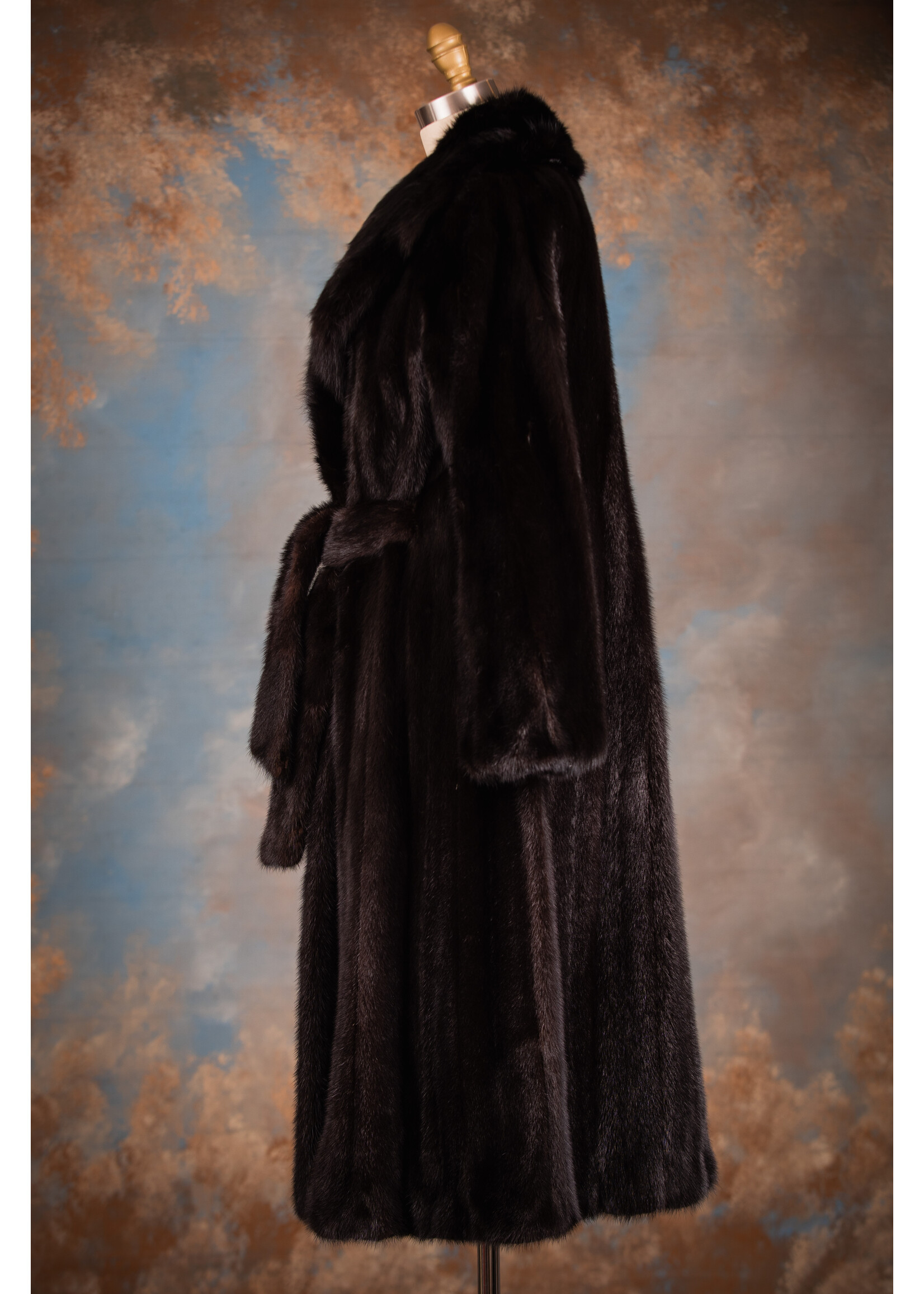 DARK RANCH MINK COAT W. FOX COLLAR