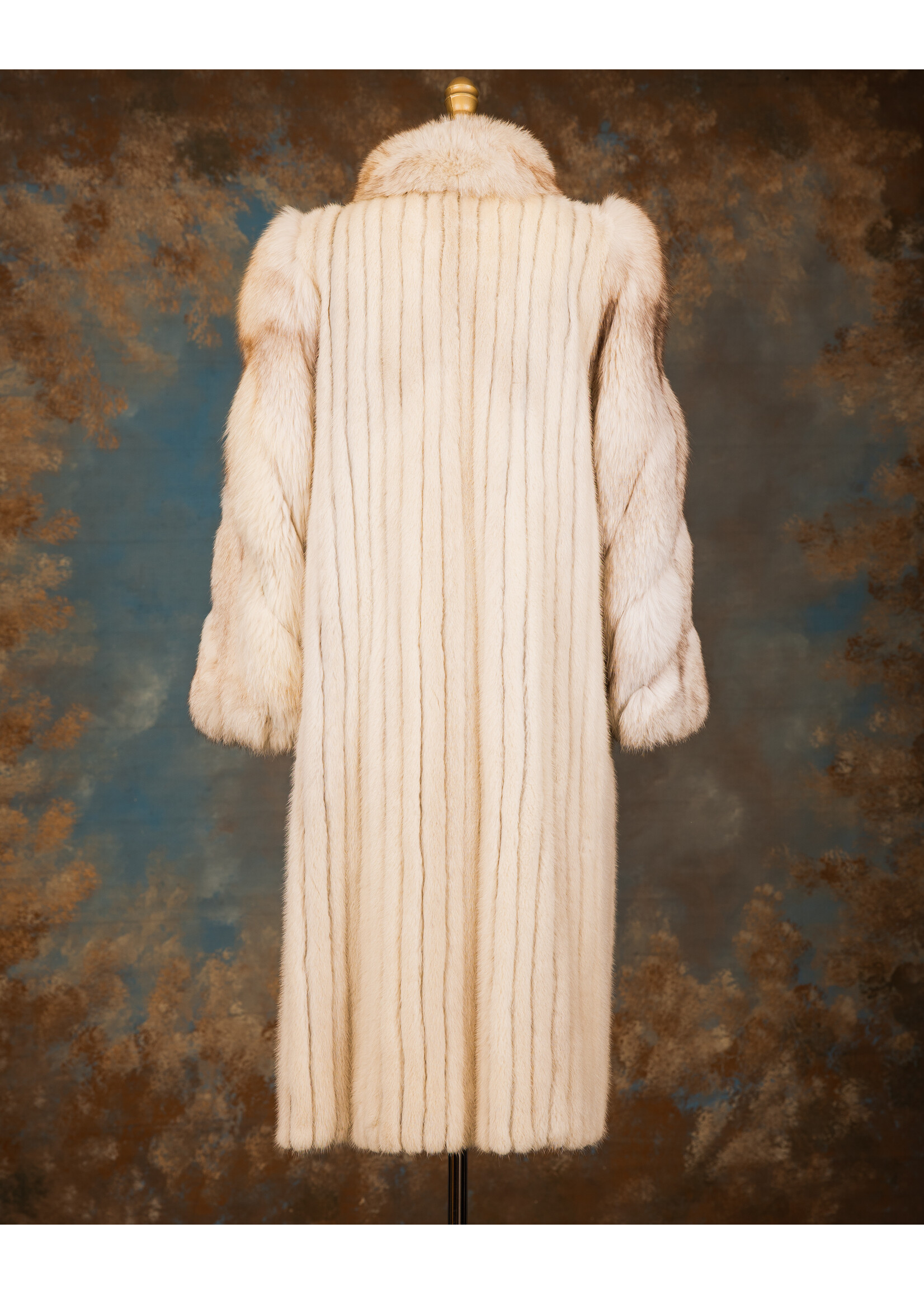 VIOLET CORDUROY MINK COAT  W. FOX SLEEVES