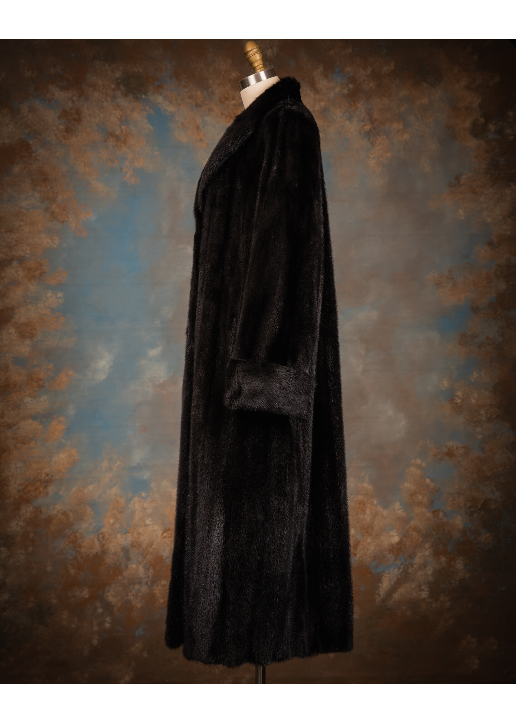 BLACK FEMALE MINK COAT