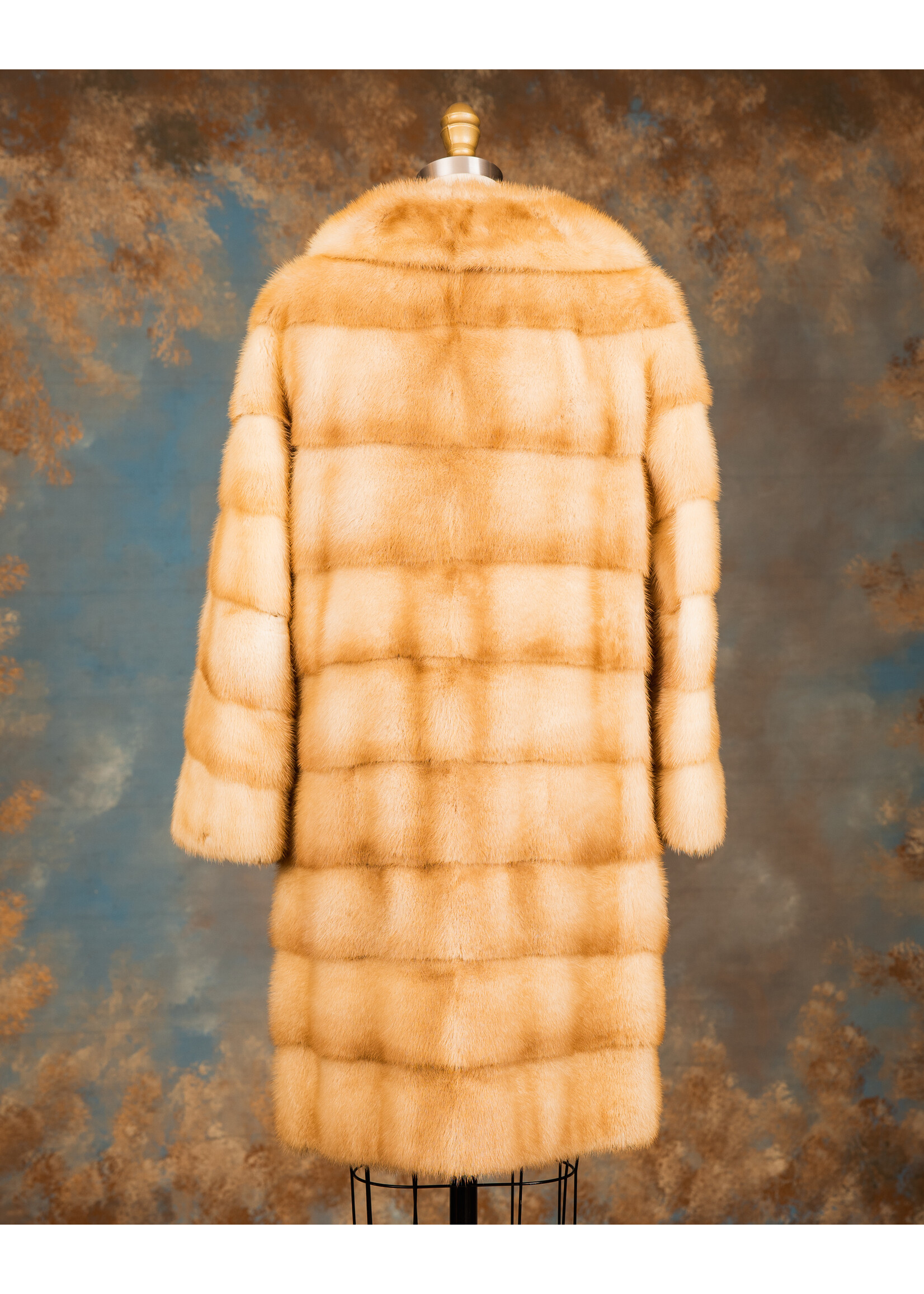 HORIZONTAL PELT PASTEL MINK COAT 6-8