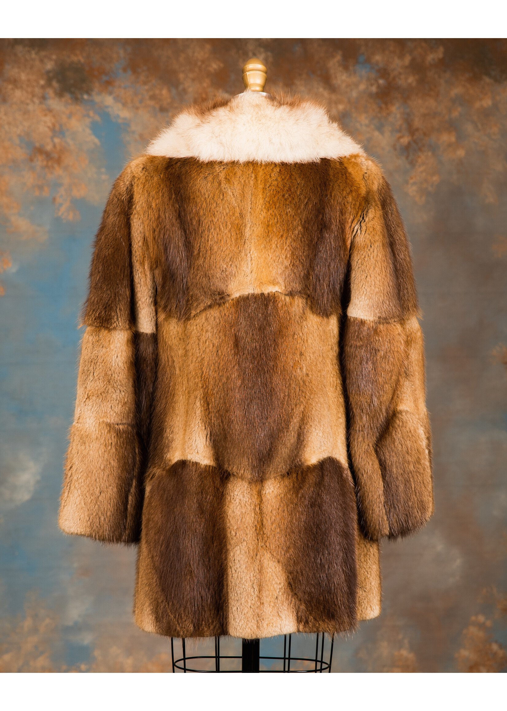 MUSKRAT JACKET W. BLUE FOX COLLAR 6