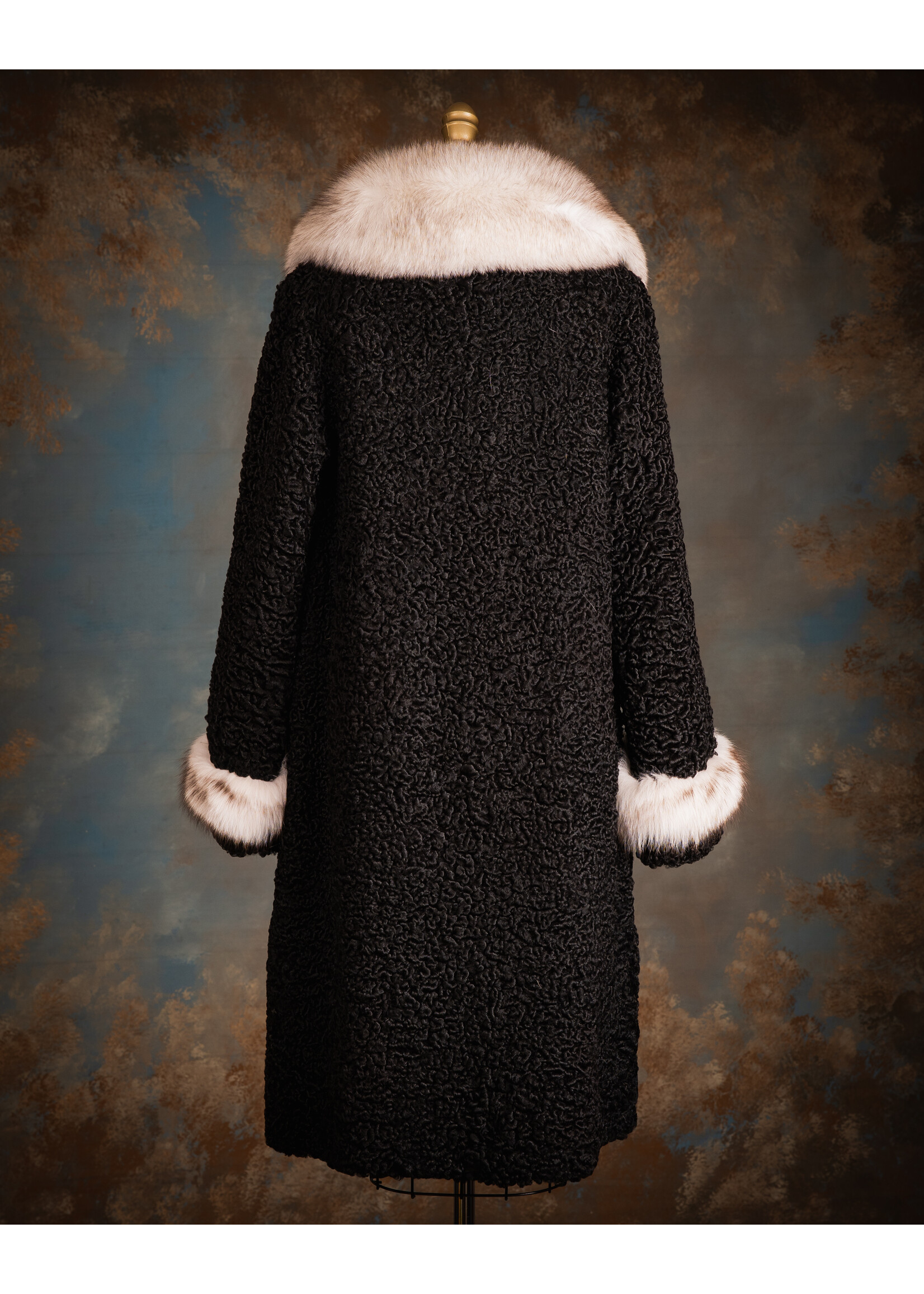 PERSIAN LAMB COAT W. BLUE FOX 8-10