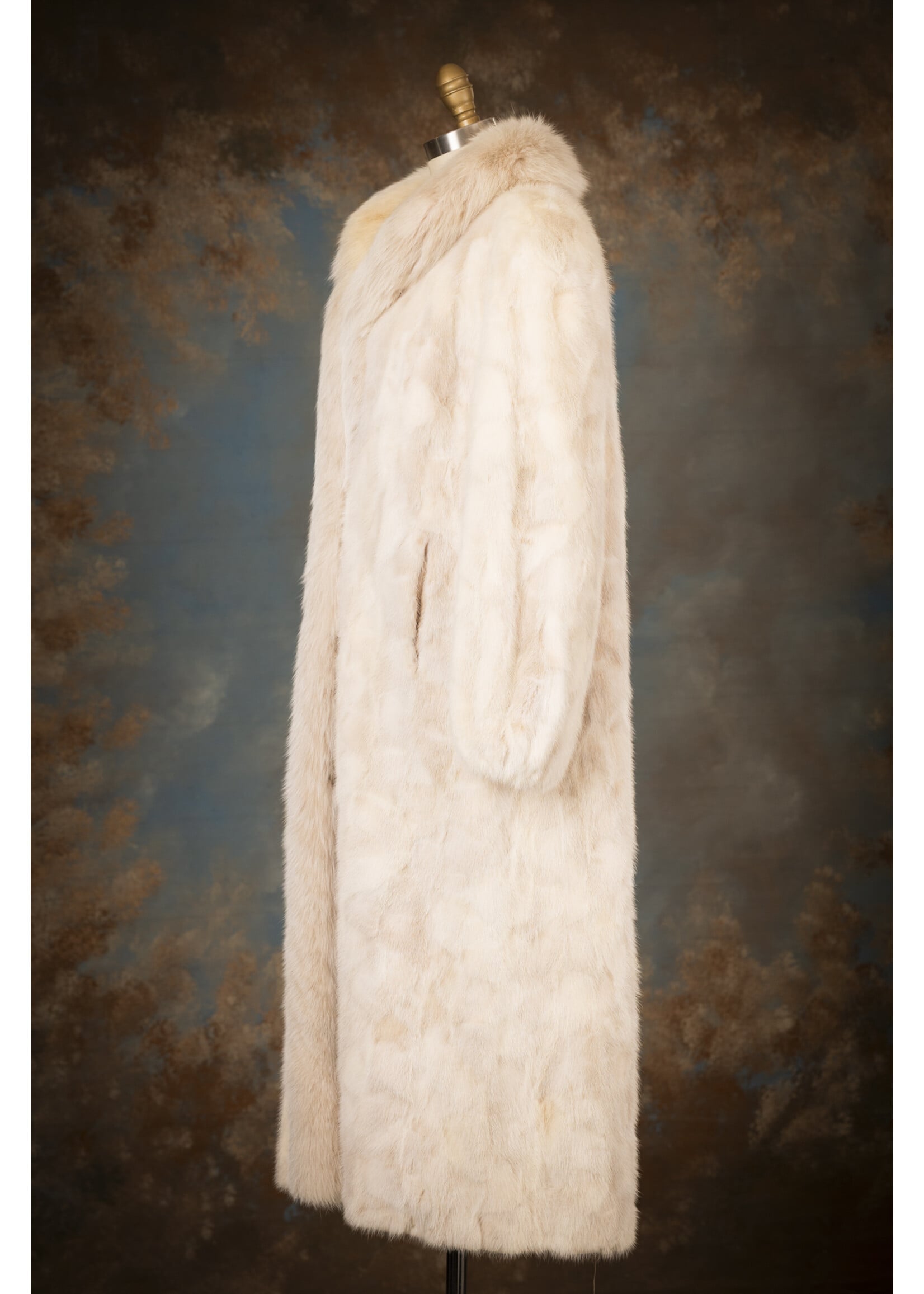 PEARL MINK PIECES COAT W. FOX 8
