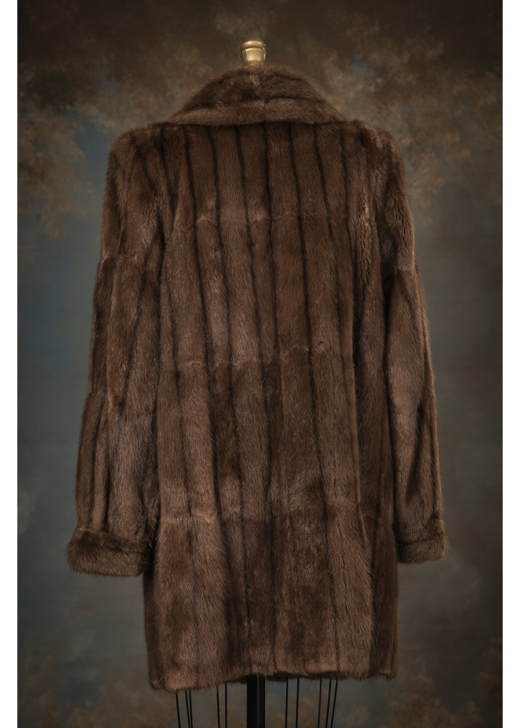 MINK-DYED MUSKRAT COAT 8