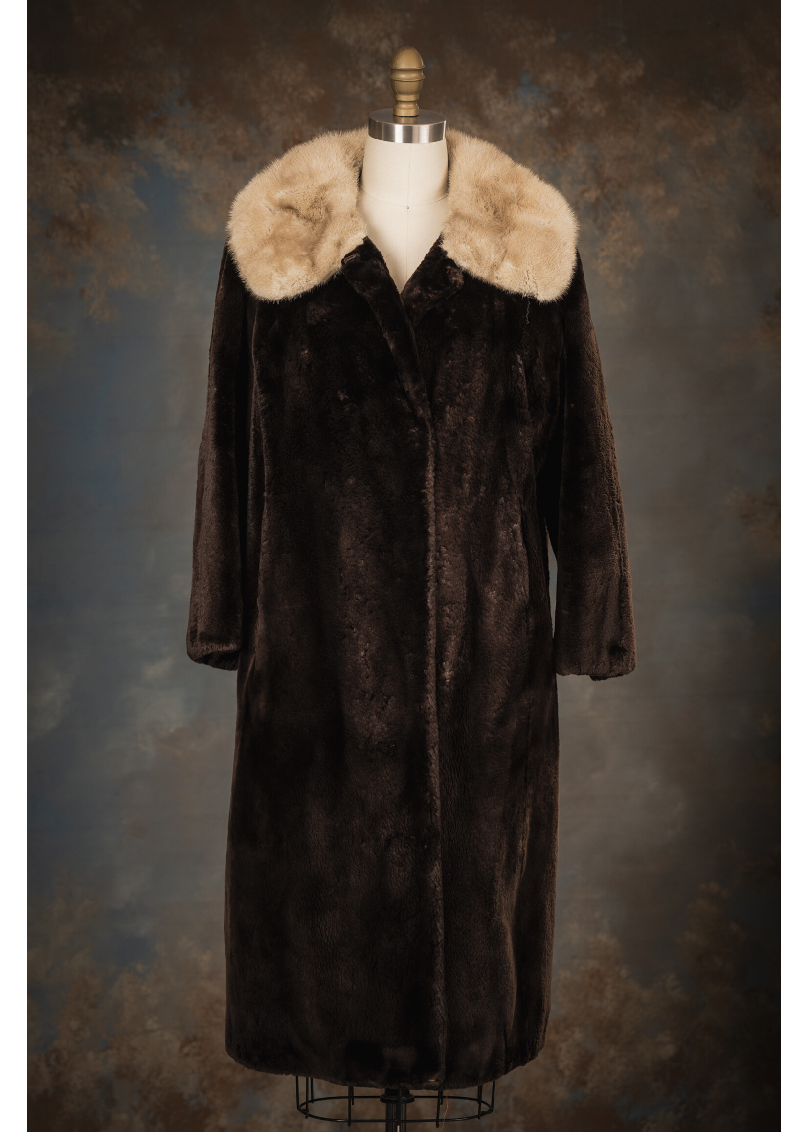 ALASKAN SEAL COAT W. MINK 8