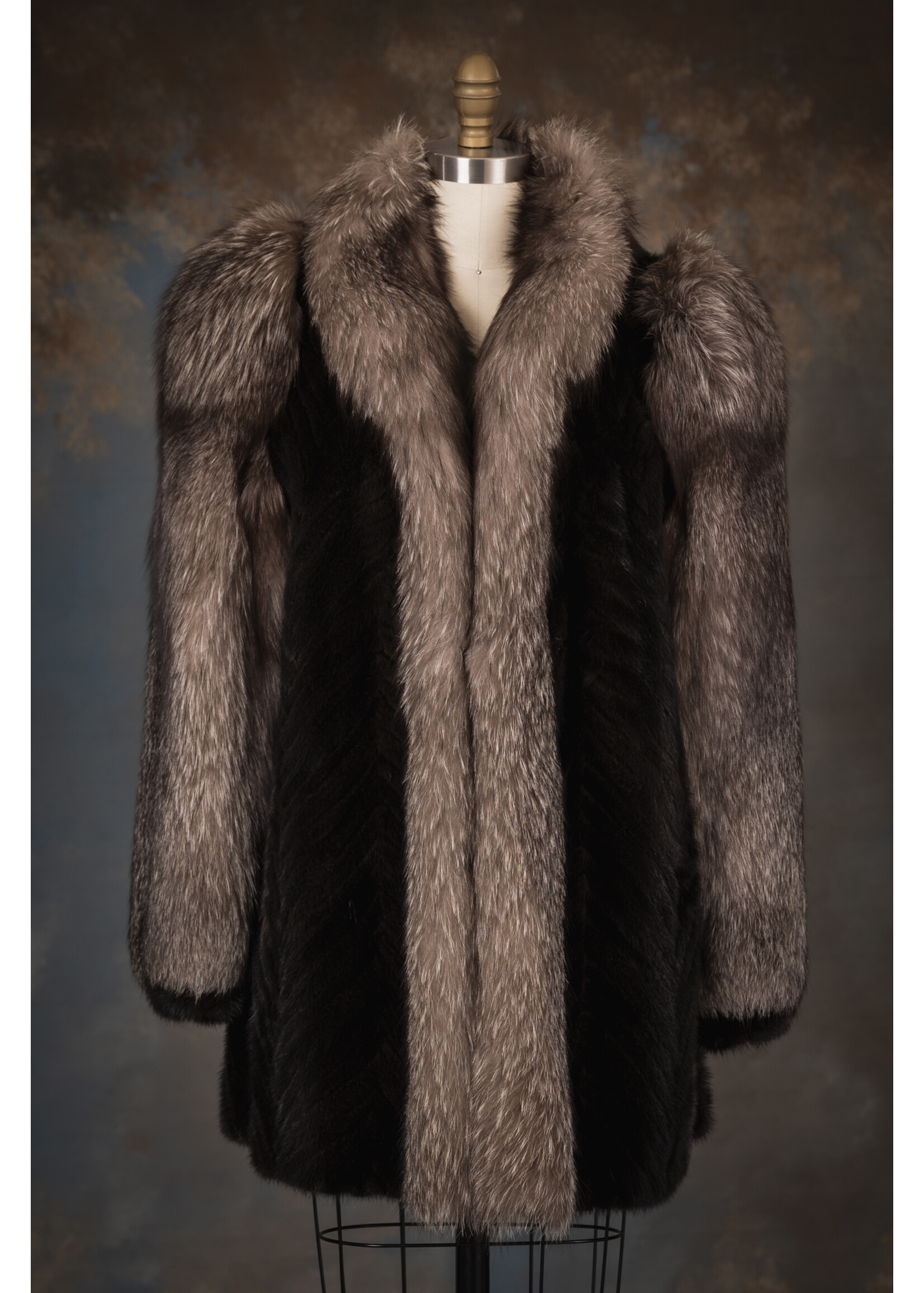 DARK RANCH CHEVRON MINK JACKET W. FOX