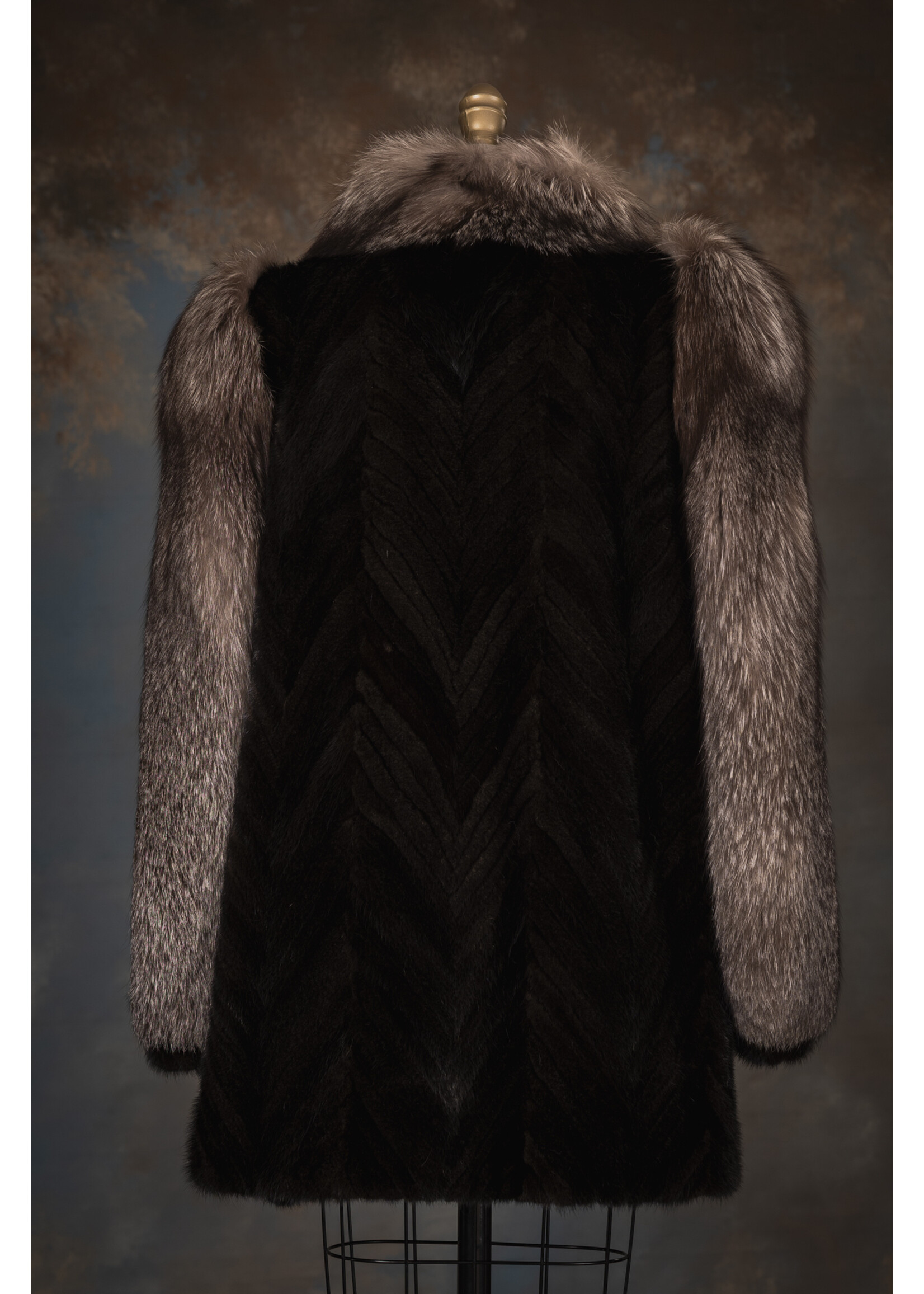 DARK RANCH CHEVRON MINK JACKET W. FOX