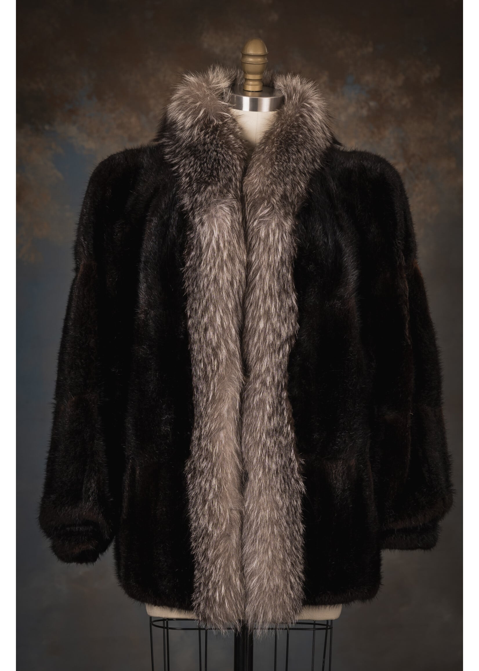ESPRESSO MUSKRAT JACKET W. FOX