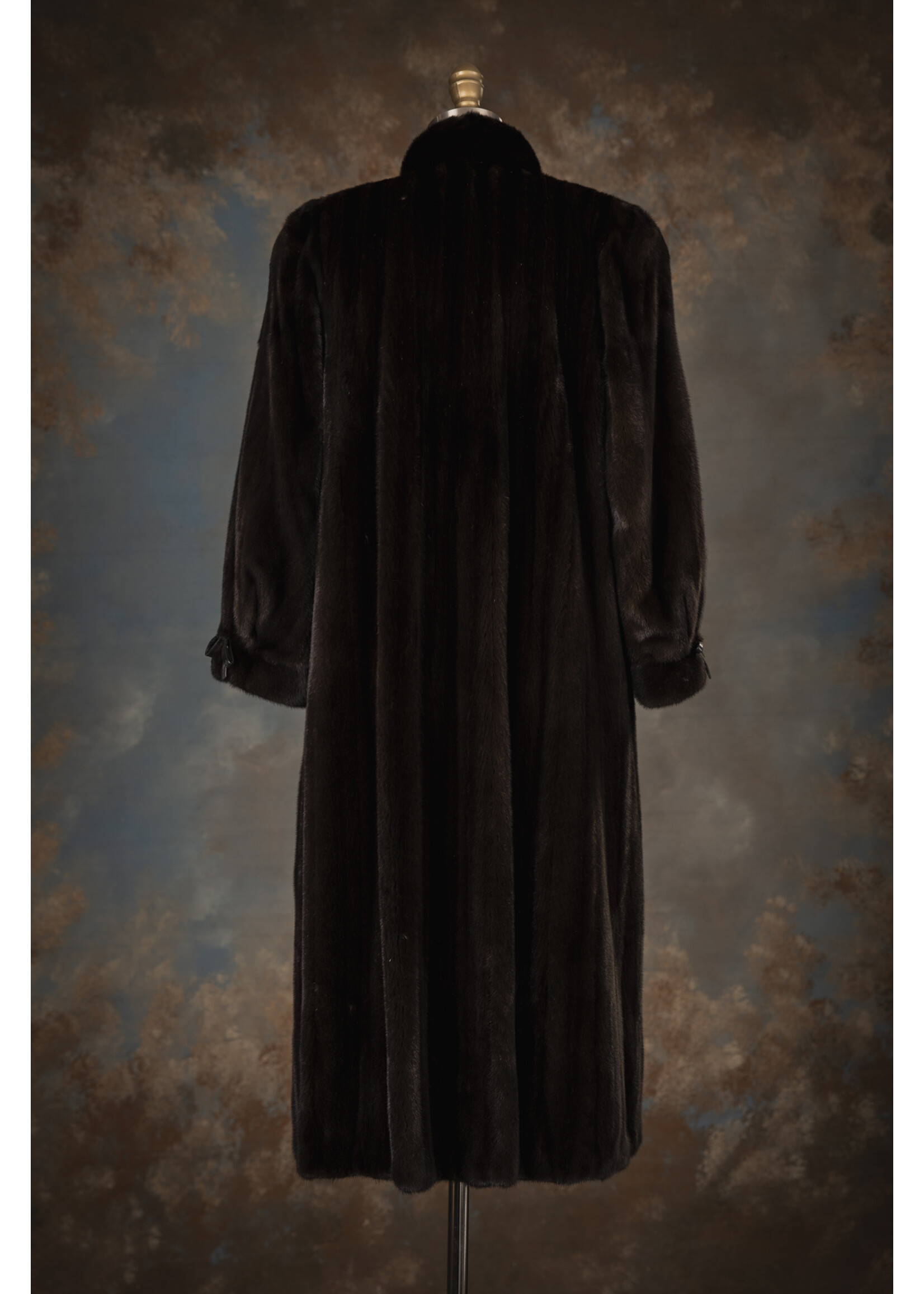 DARK RANCH FEM. MINK COAT 8P