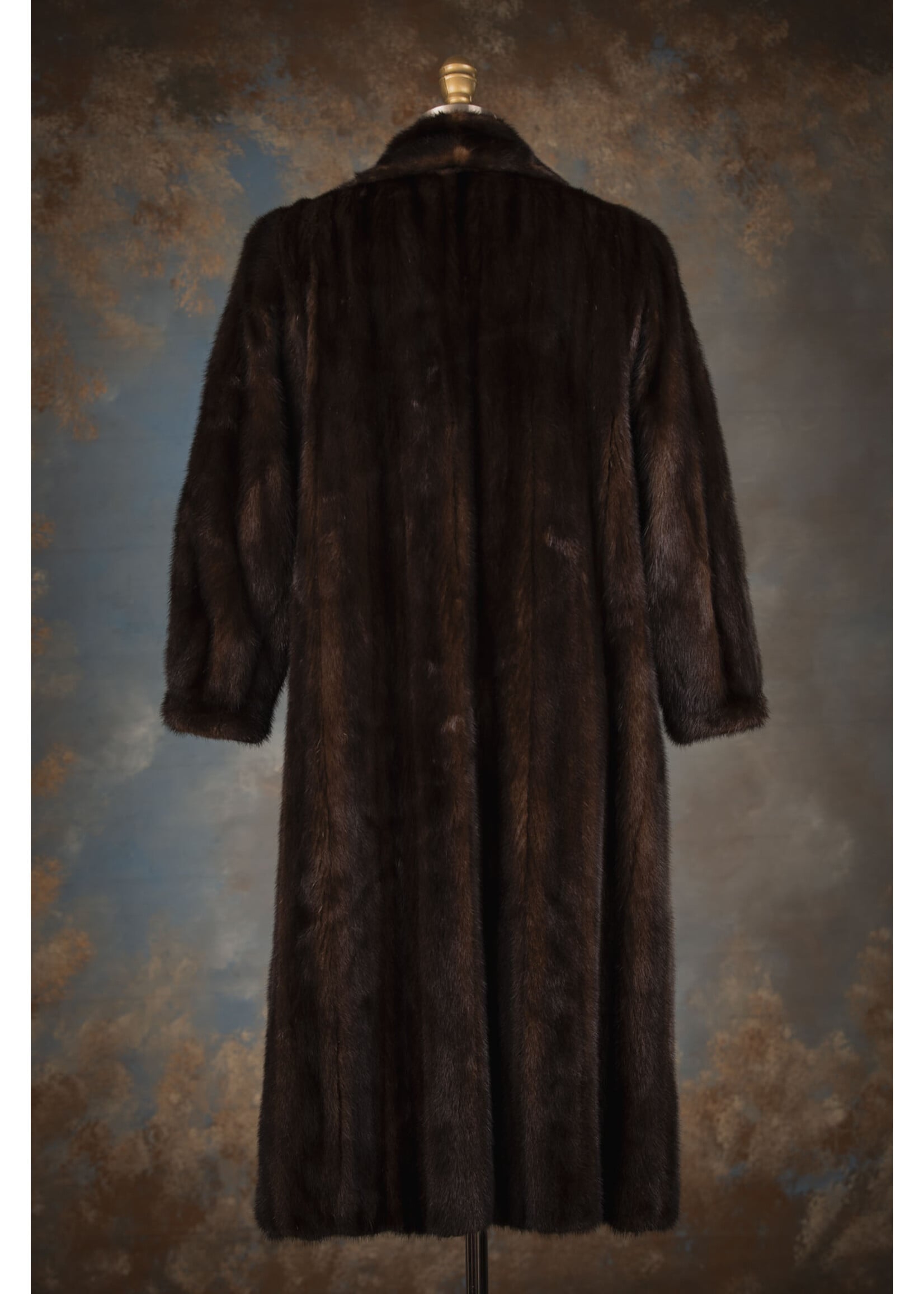 DARK MAHOGANY MINK COAT 8P