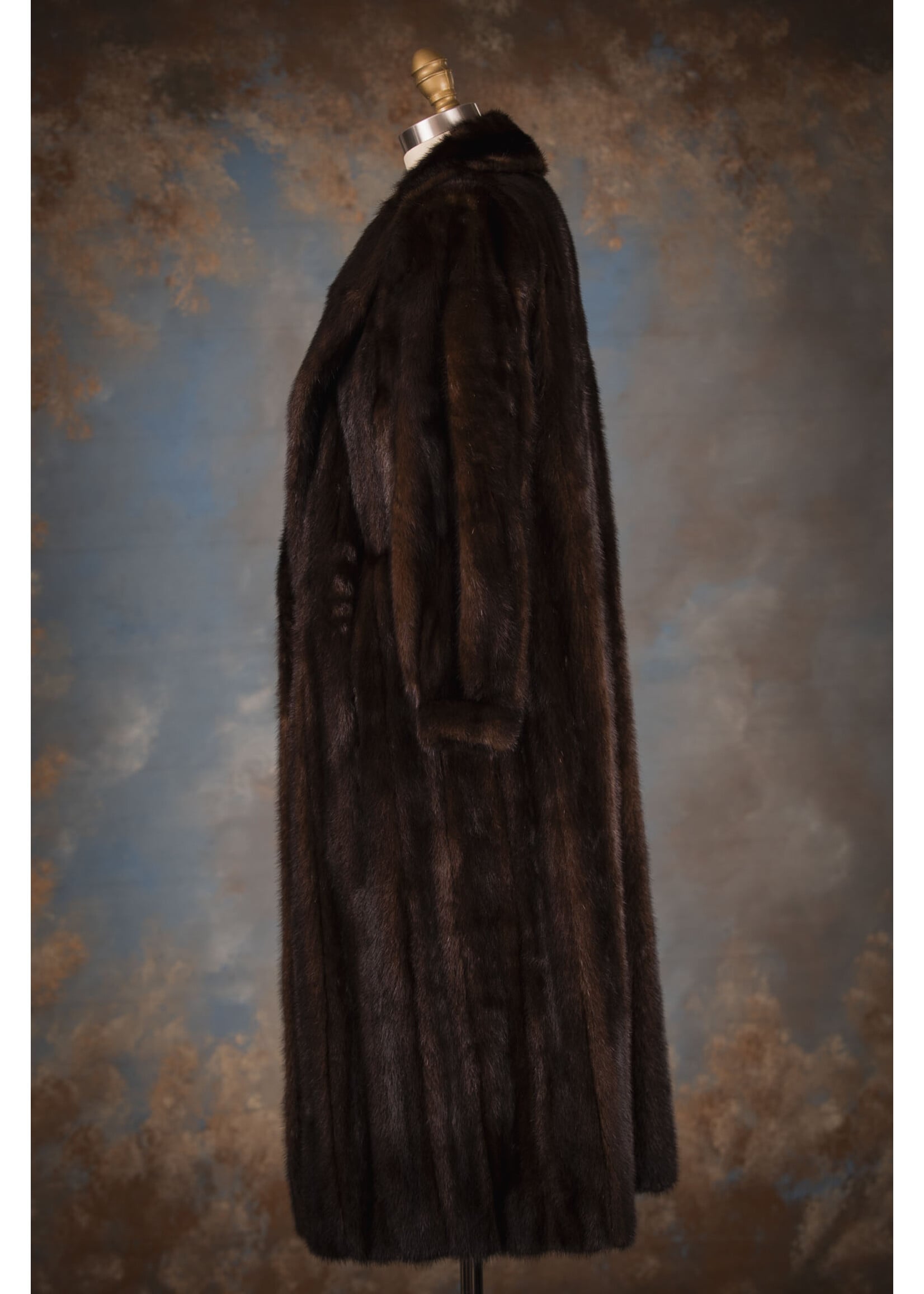 DARK MAHOGANY MINK COAT 8P
