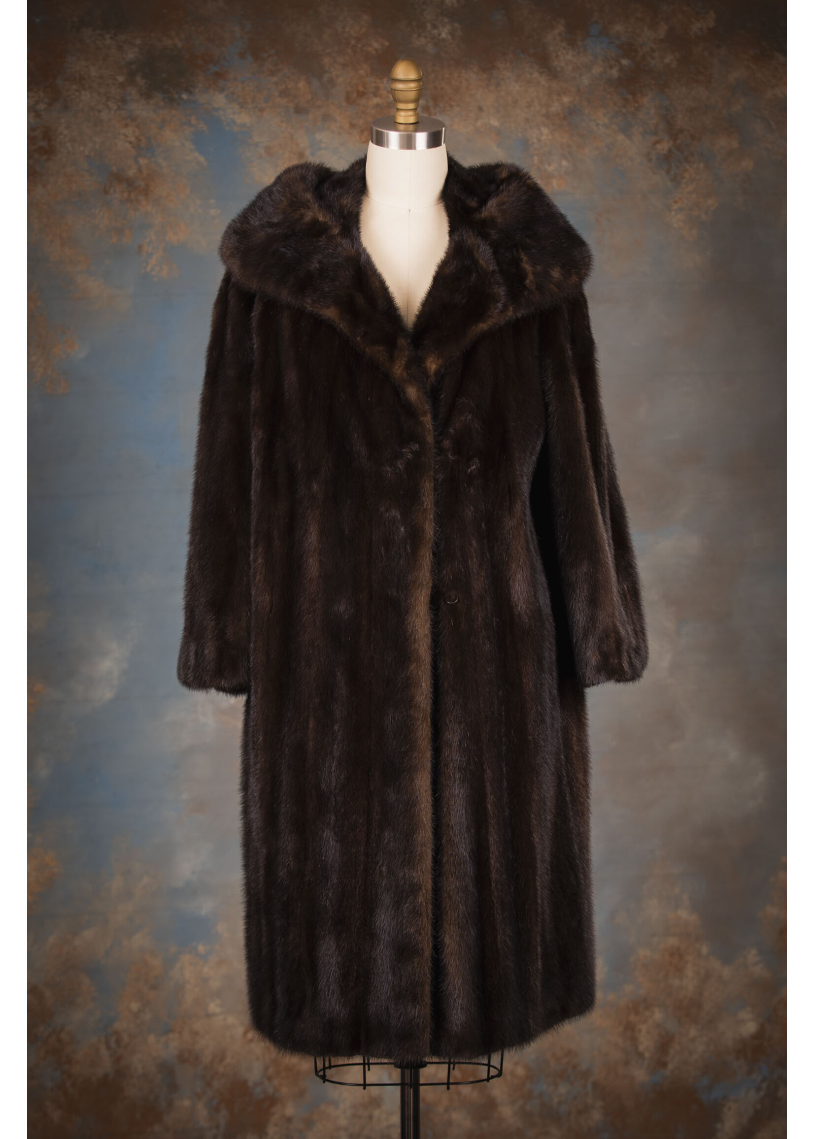 MAHOGANY MINK COAT 8