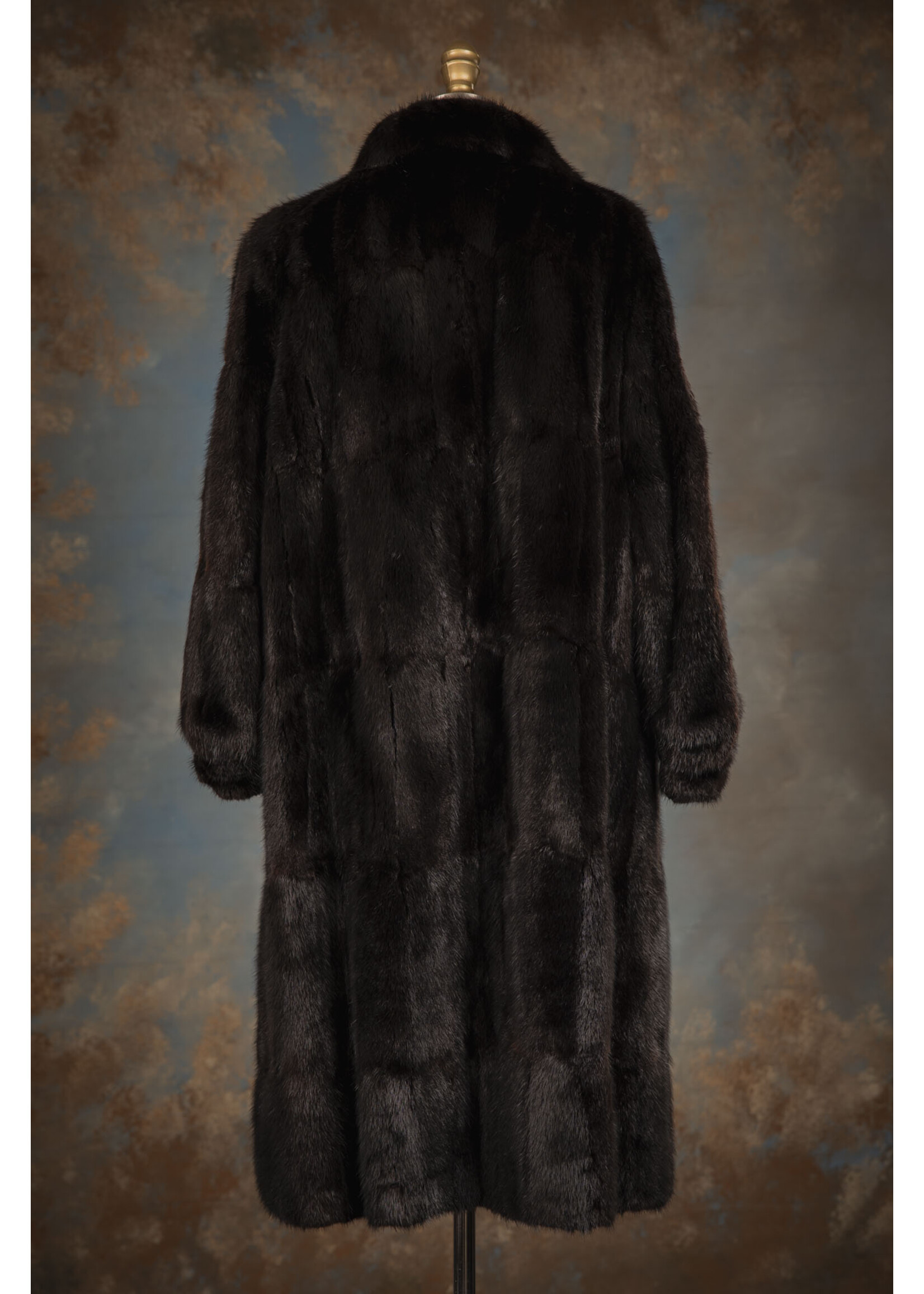 BLACK-DYED MUSKRAT COAT 8