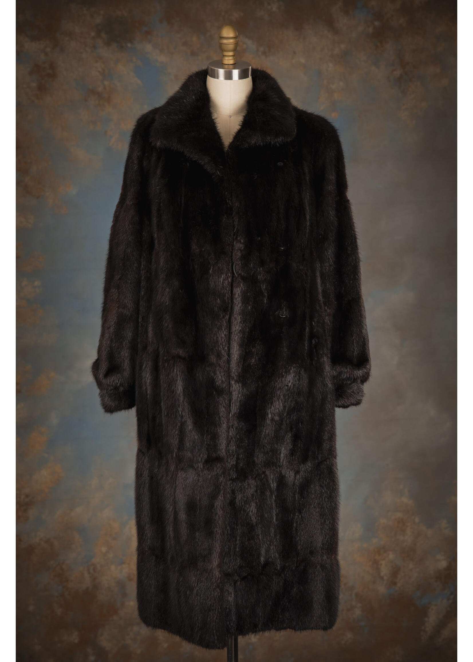 BLACK-DYED MUSKRAT COAT 8