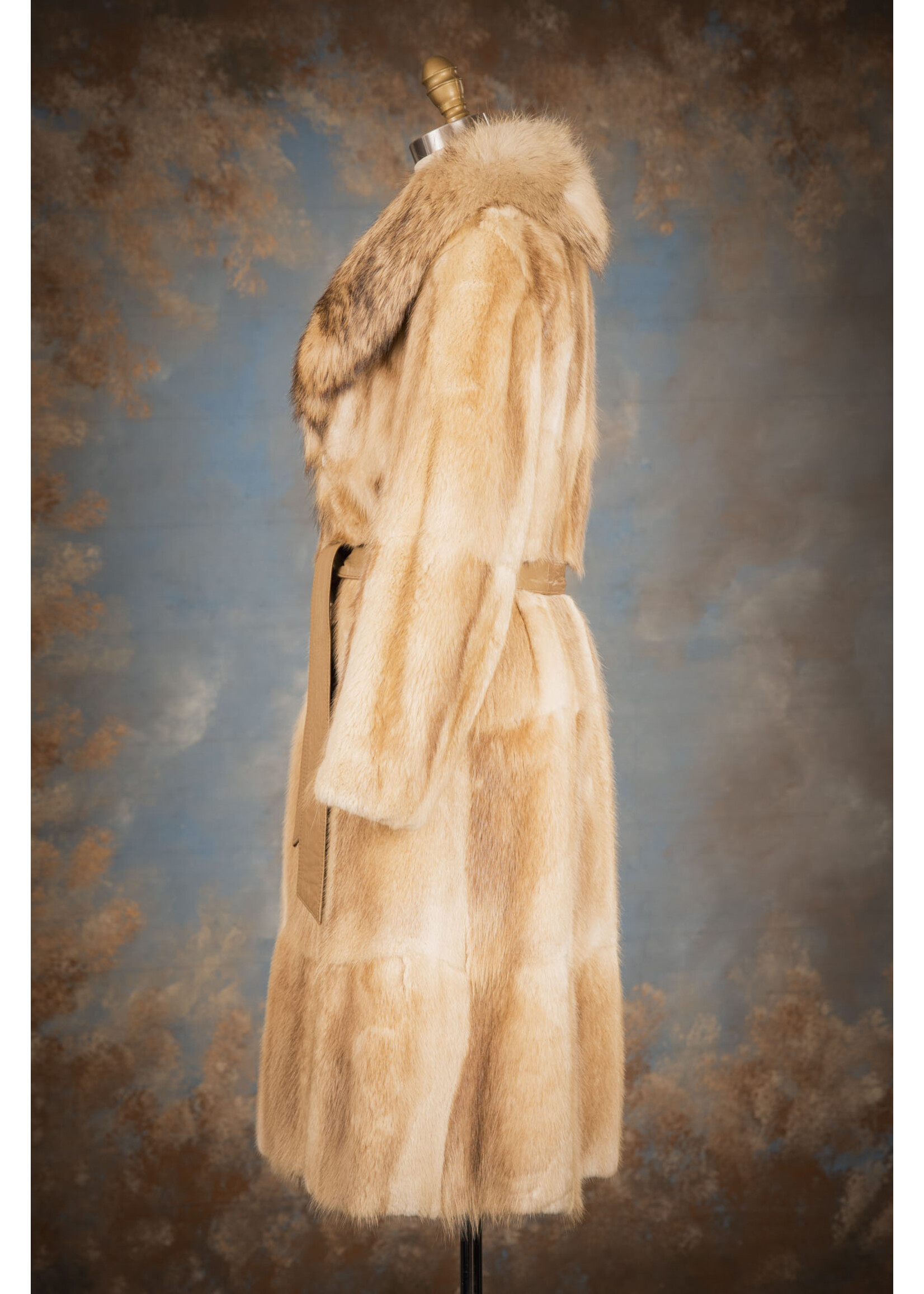 POLAR MUSKRAT COAT W. FOX COLLAR