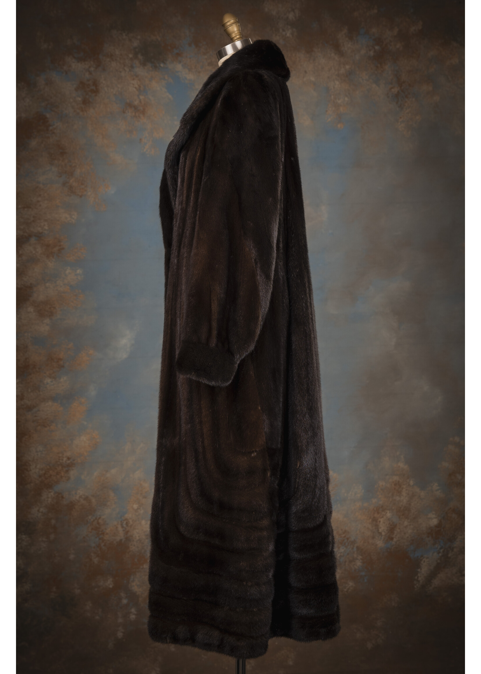 DARK RANCH MINK COAT 14-16