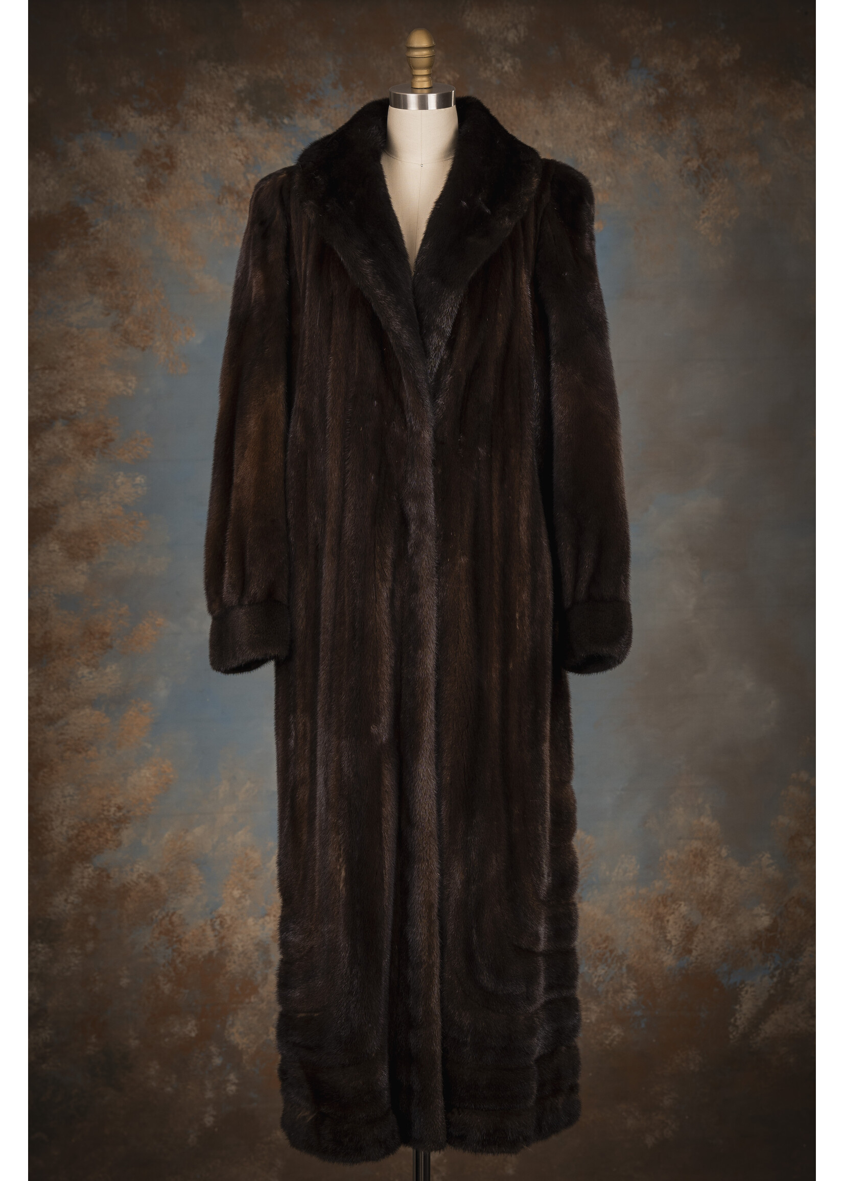 DARK RANCH MINK COAT 14-16