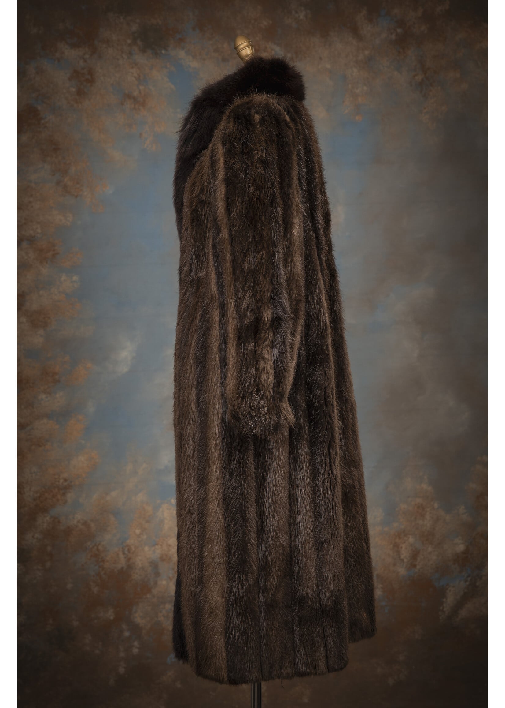 F.L. BEAVER COAT 8-10
