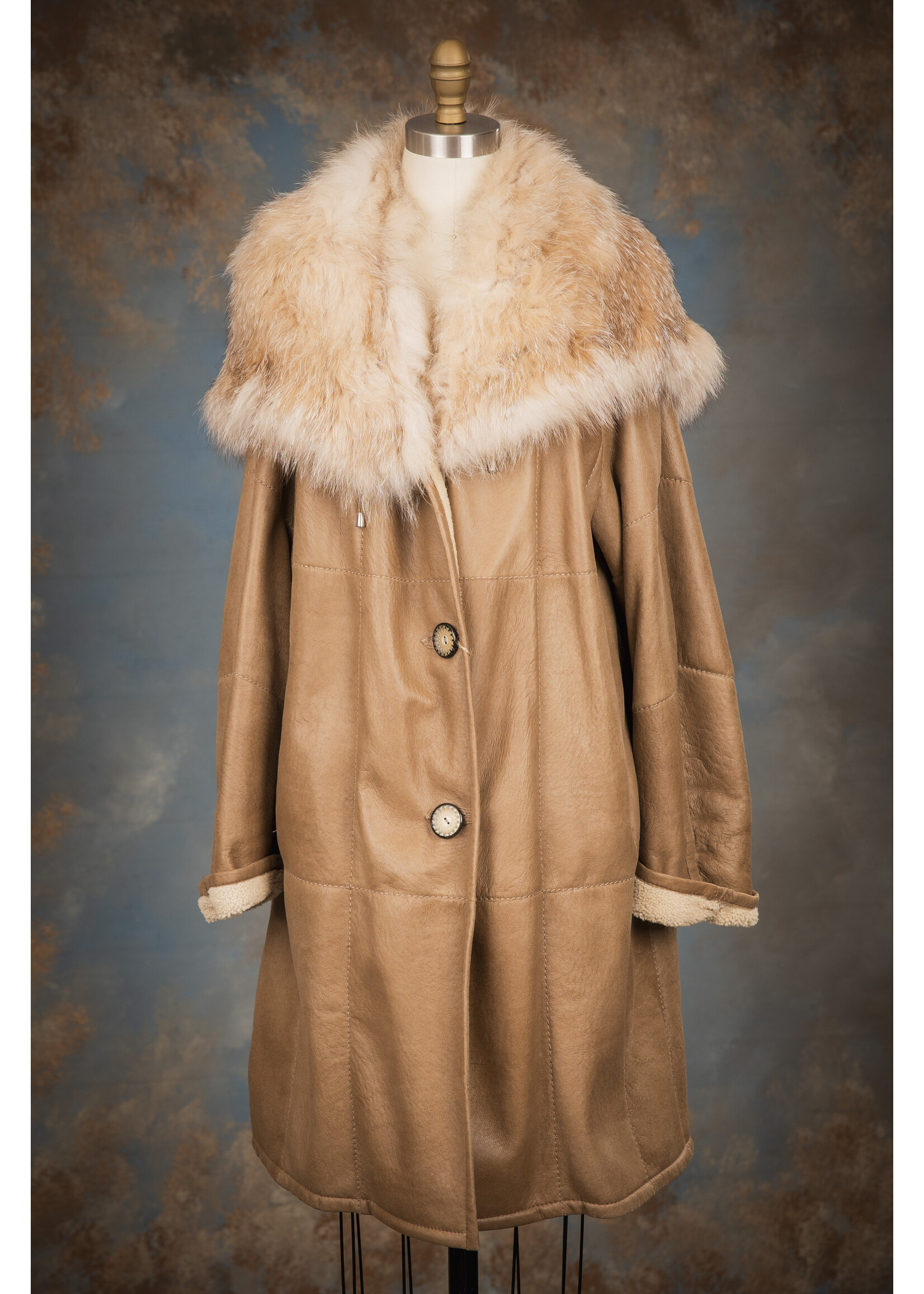 SHEARLING COAT W. KNIT FOX