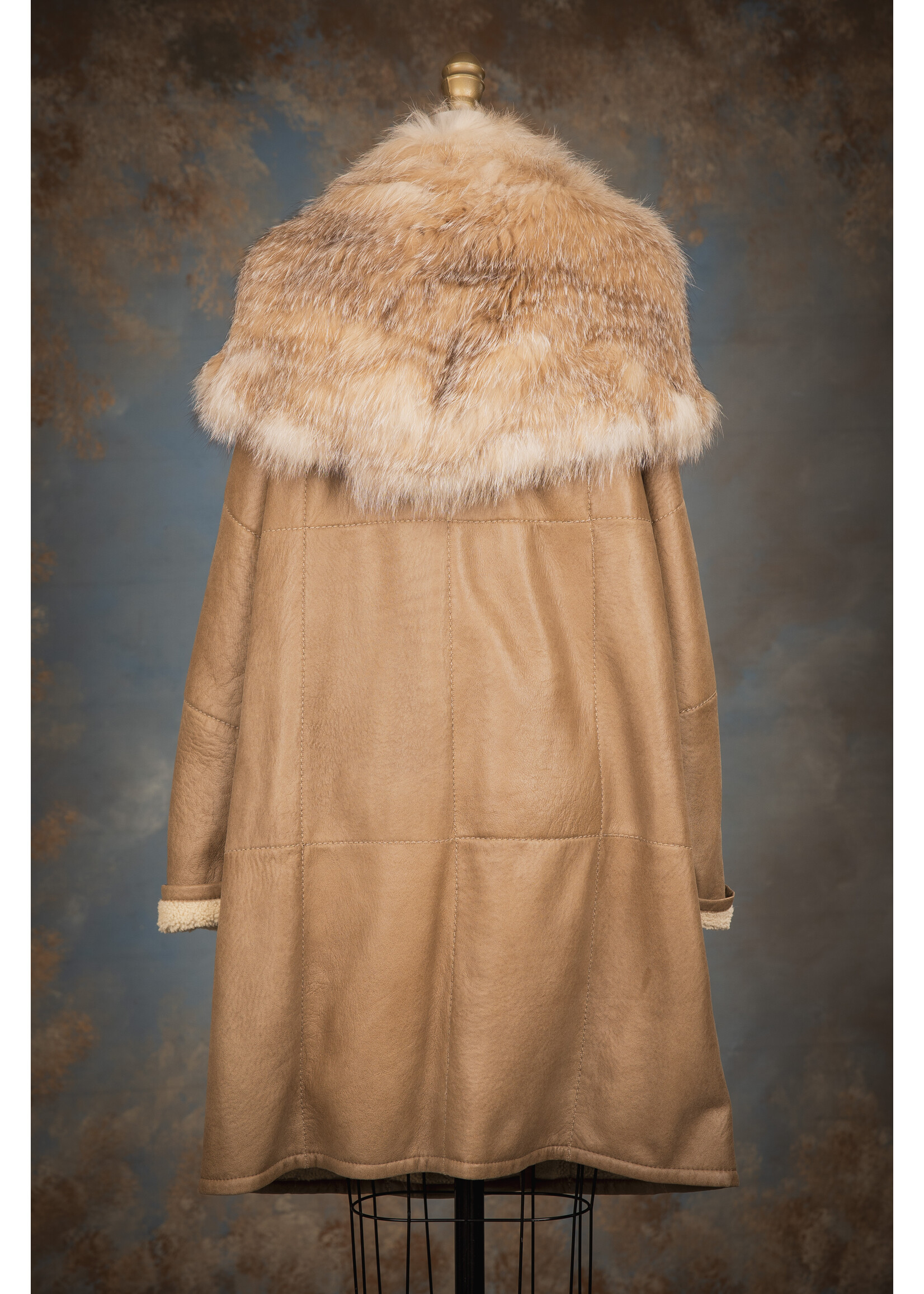 SHEARLING COAT W. KNIT FOX